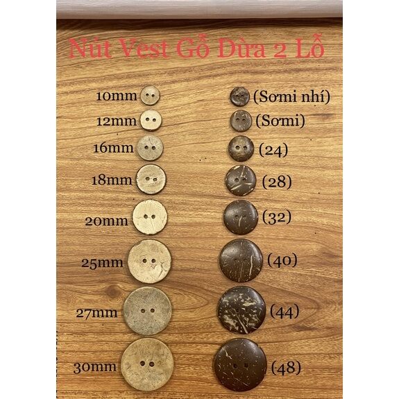 Nút áo hoa văn gỗ dừa