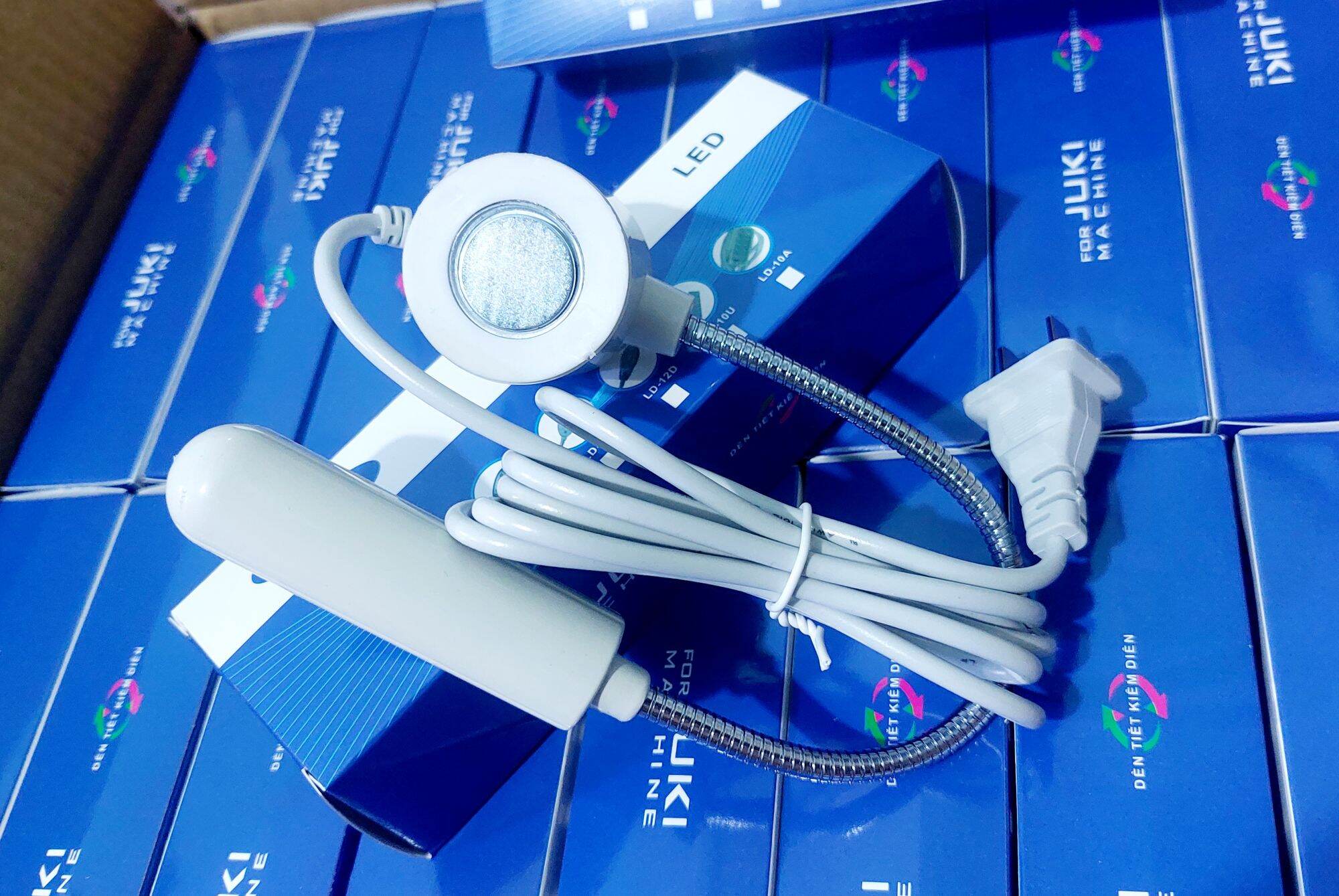 Đèn led  máy may / đèn led 30 bóng ( dạng bóng led chìm)