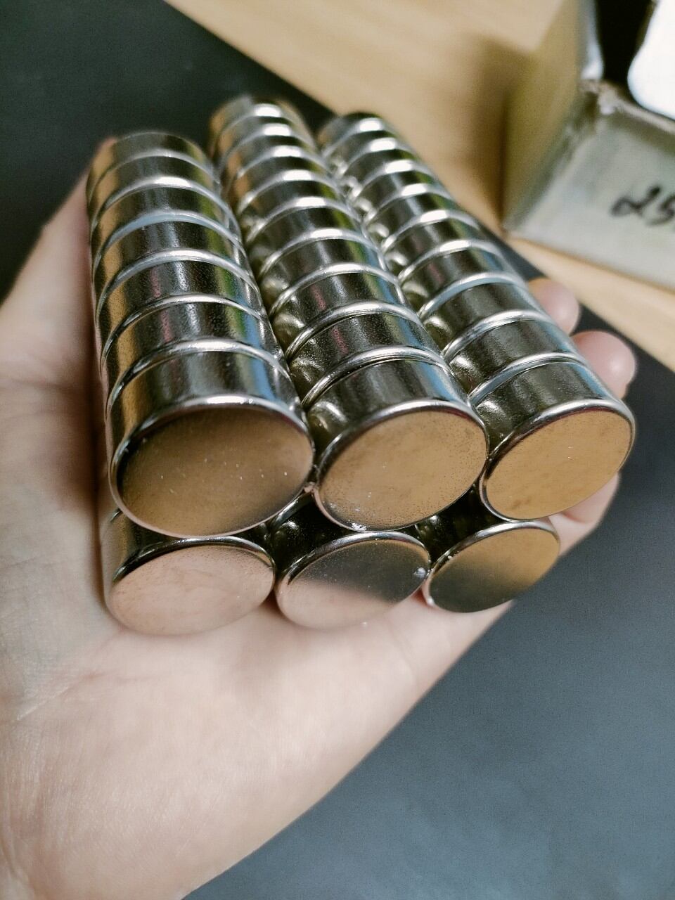 Nam châm viên 25x10mm lực hút siêu mạnh