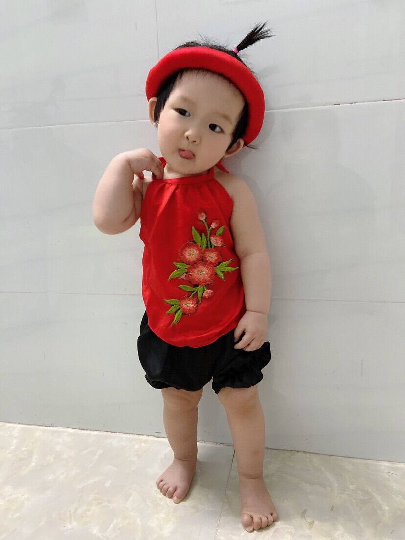 [HCM]YẾM ĐÀO THÊU HOA KÈM MẤN CHO BÉ
