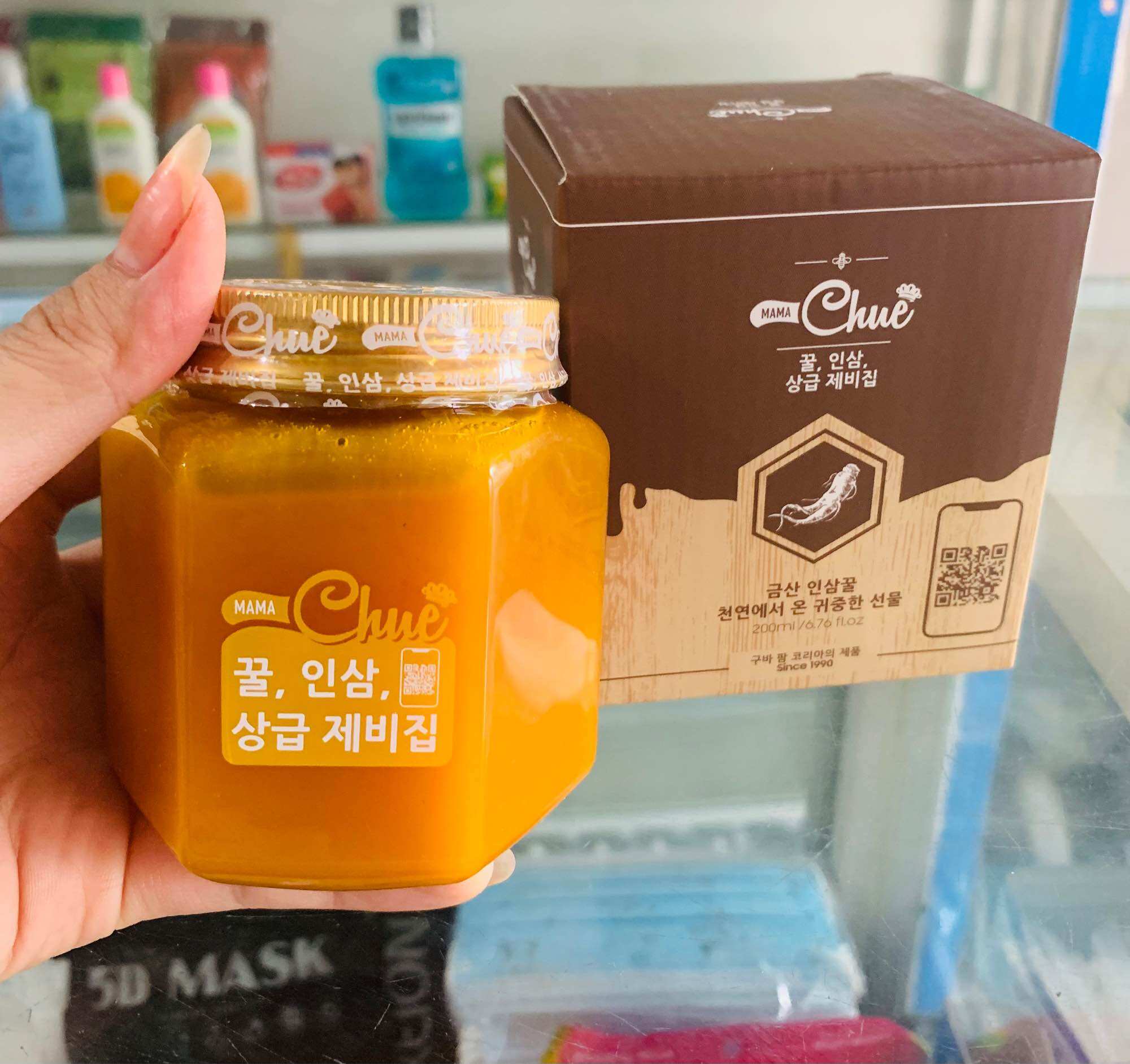 [CHÍNH HÃNG + QUÀ TẶNG] Sâm Nghệ Mật Ong & Saffron Mama Chue 500ml Hàn Quốc.