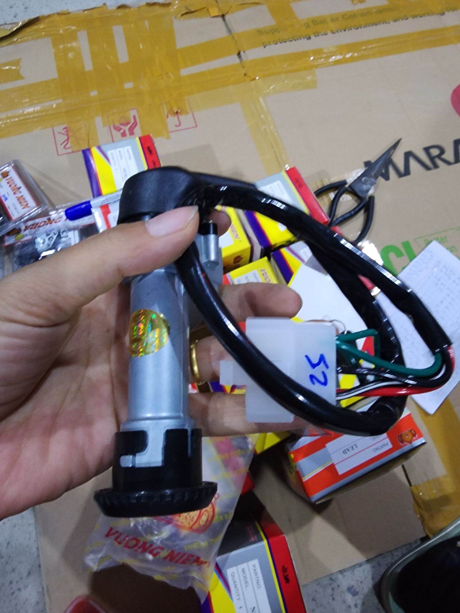 khóa máy xe atila chìa dẹp hàng tốt