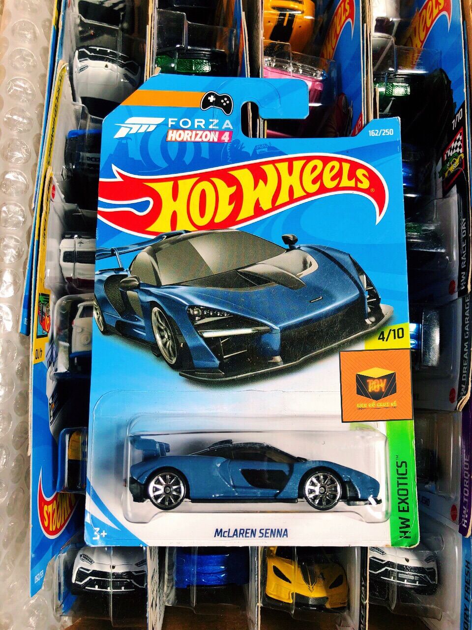 Xe mô hình hot wheels tỉ lệ 1:64 "mclaren senna"