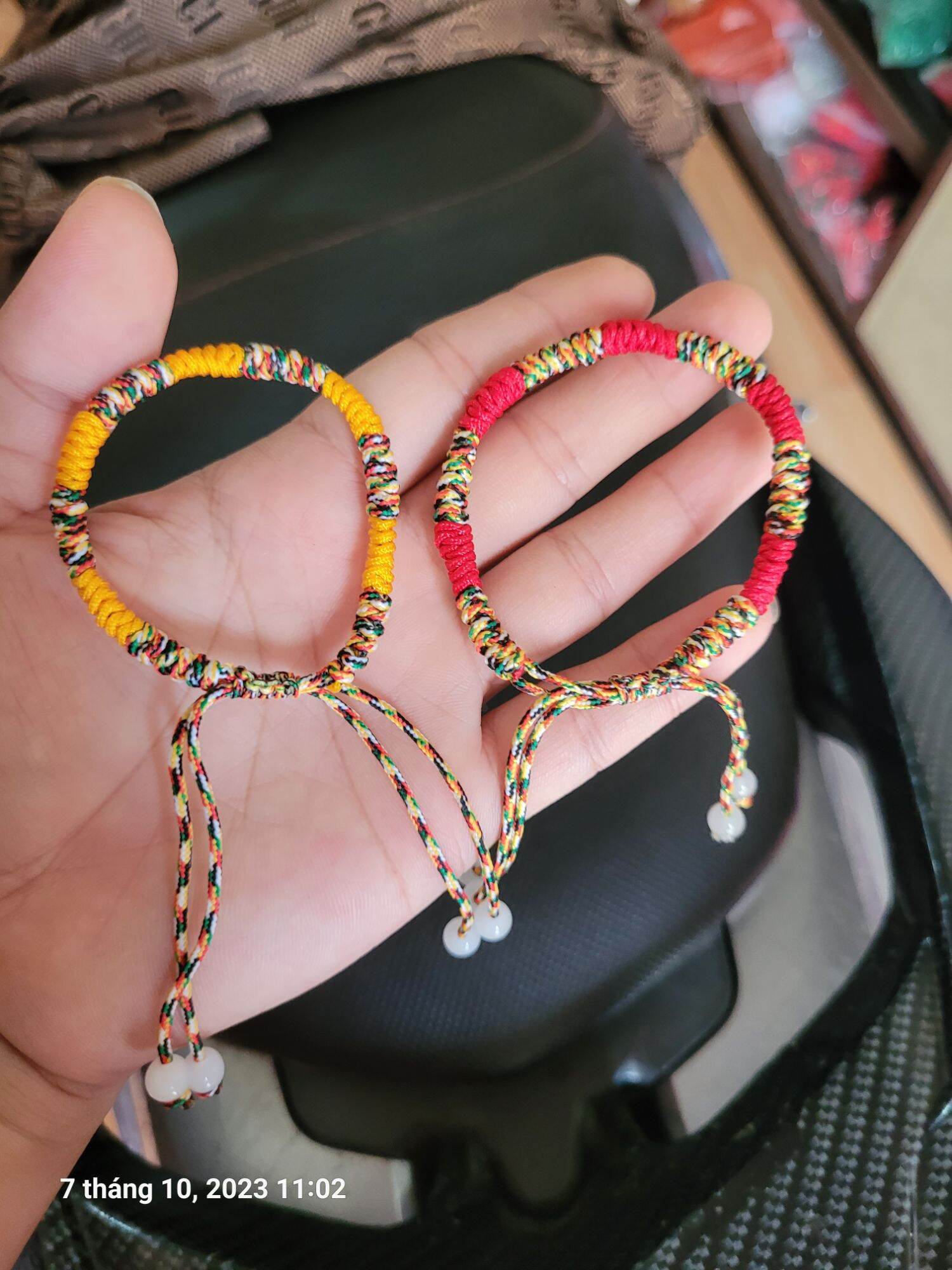vòng tay chỉ ngũ sắc may mắn, bình an