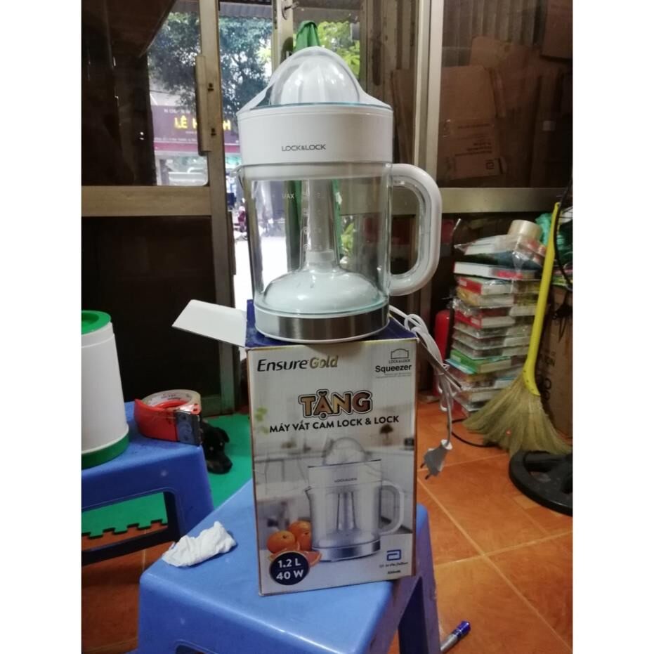 Máy vắt cam Lock&Lock 1,2L (quà tặng từ Ensure Gold )