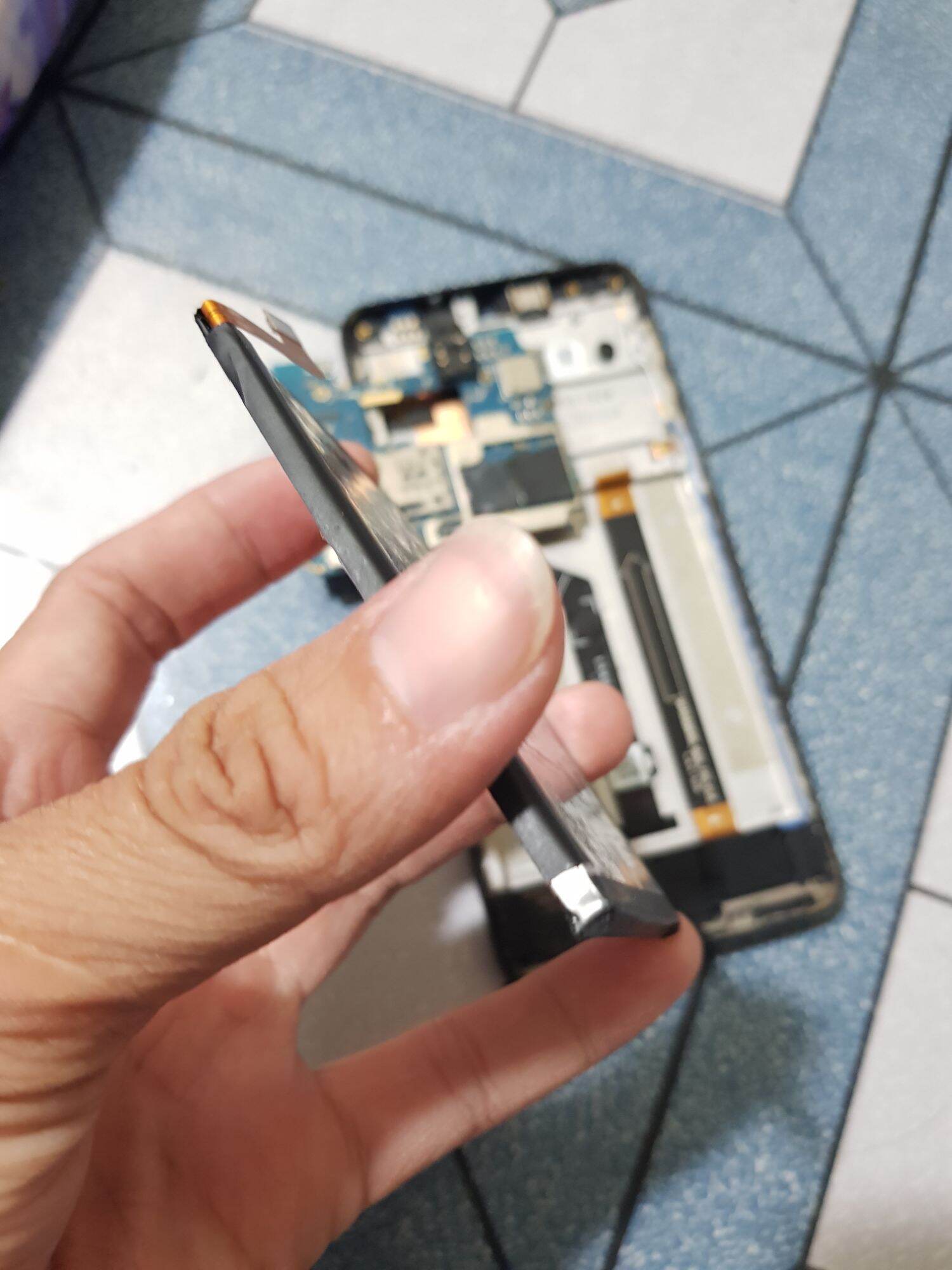 Pin zin bóc máy nokia 7.2 còn rất tốt