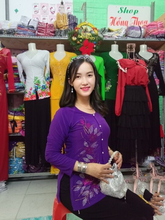 ÁO BÀ BA ÉP ĐÁ CHƯA CÓ QUẦN