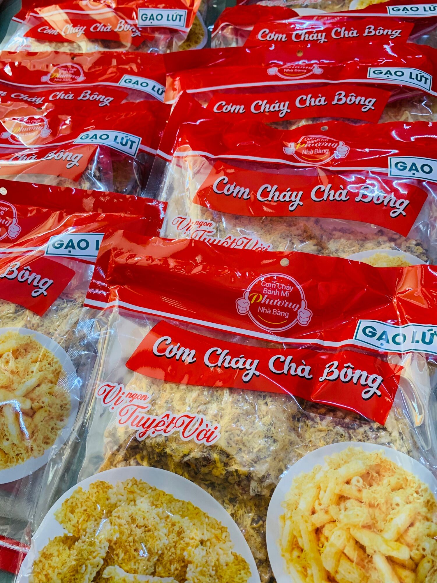 Cơm cháy gạo lứt chà bông hiệu Phương 1 bịch 170gr