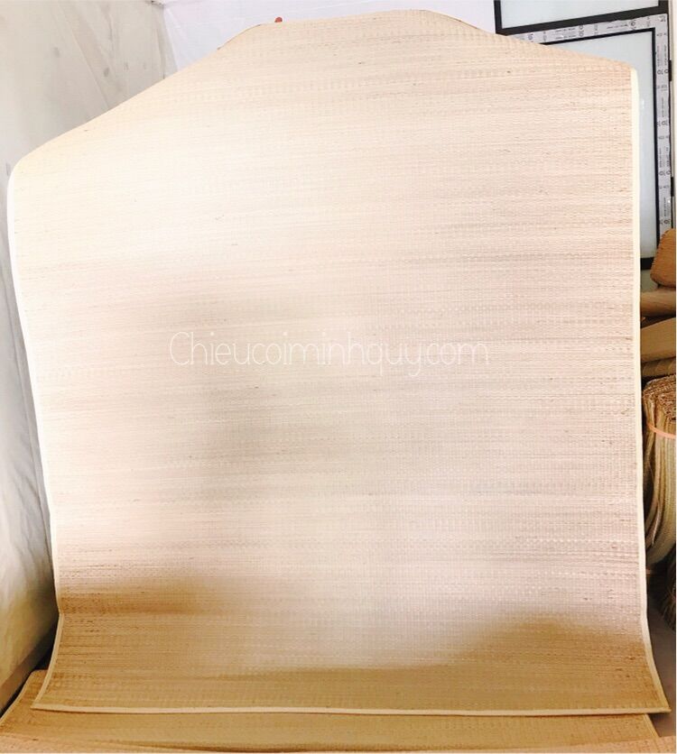 Chiếu cói trắng 1m8x2m bo viền