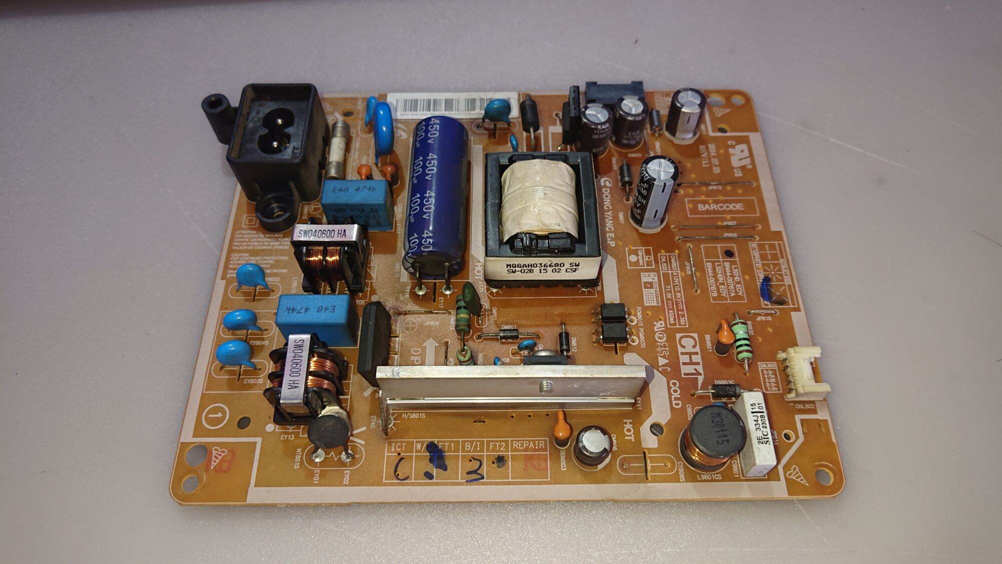 BO NGUỒN UA32FH4003 (SP261 C1)