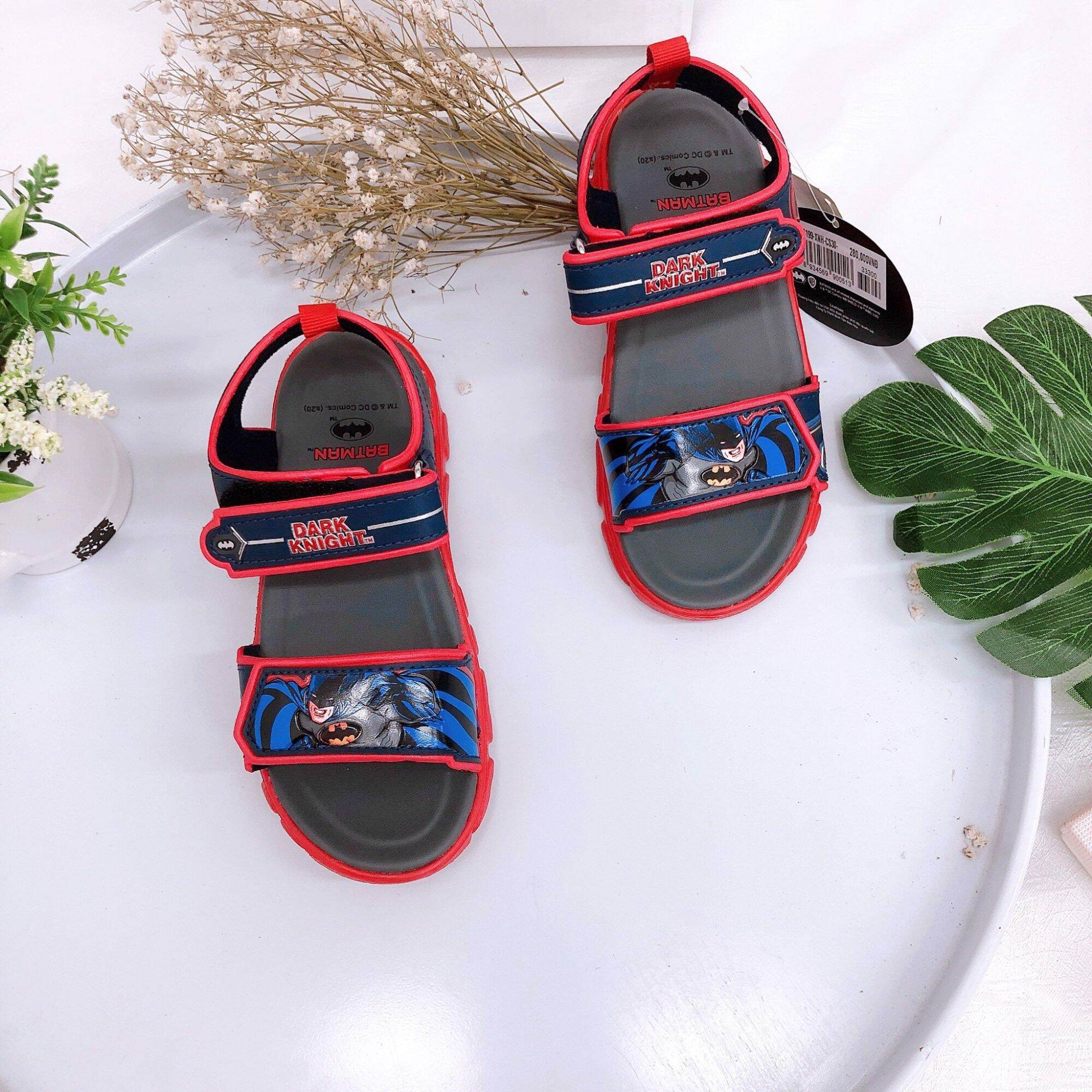 Sandal bé trai Batman đế nhẹ bền đẹp