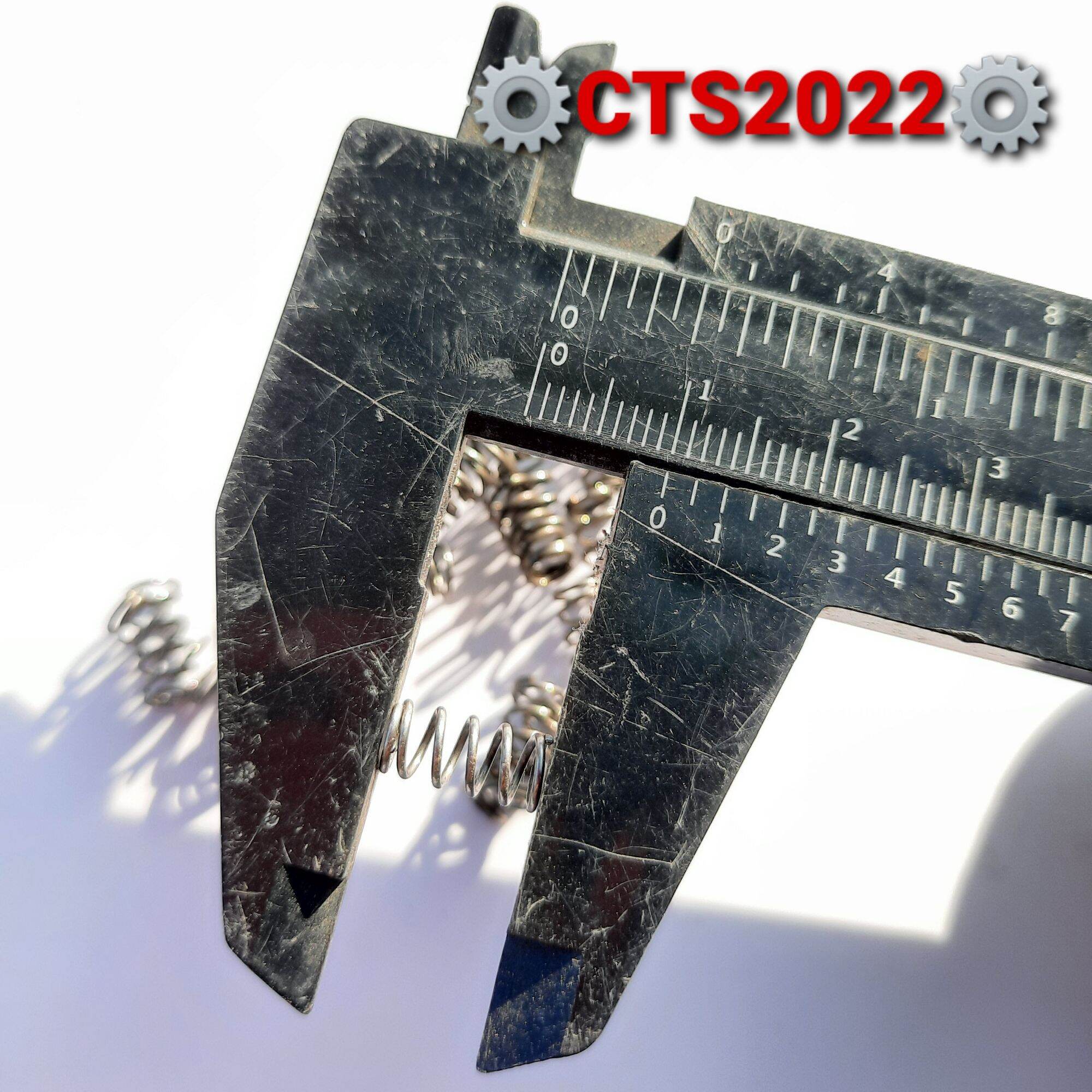 Lò xo nén phi 5mm sợi thép 0.6mm