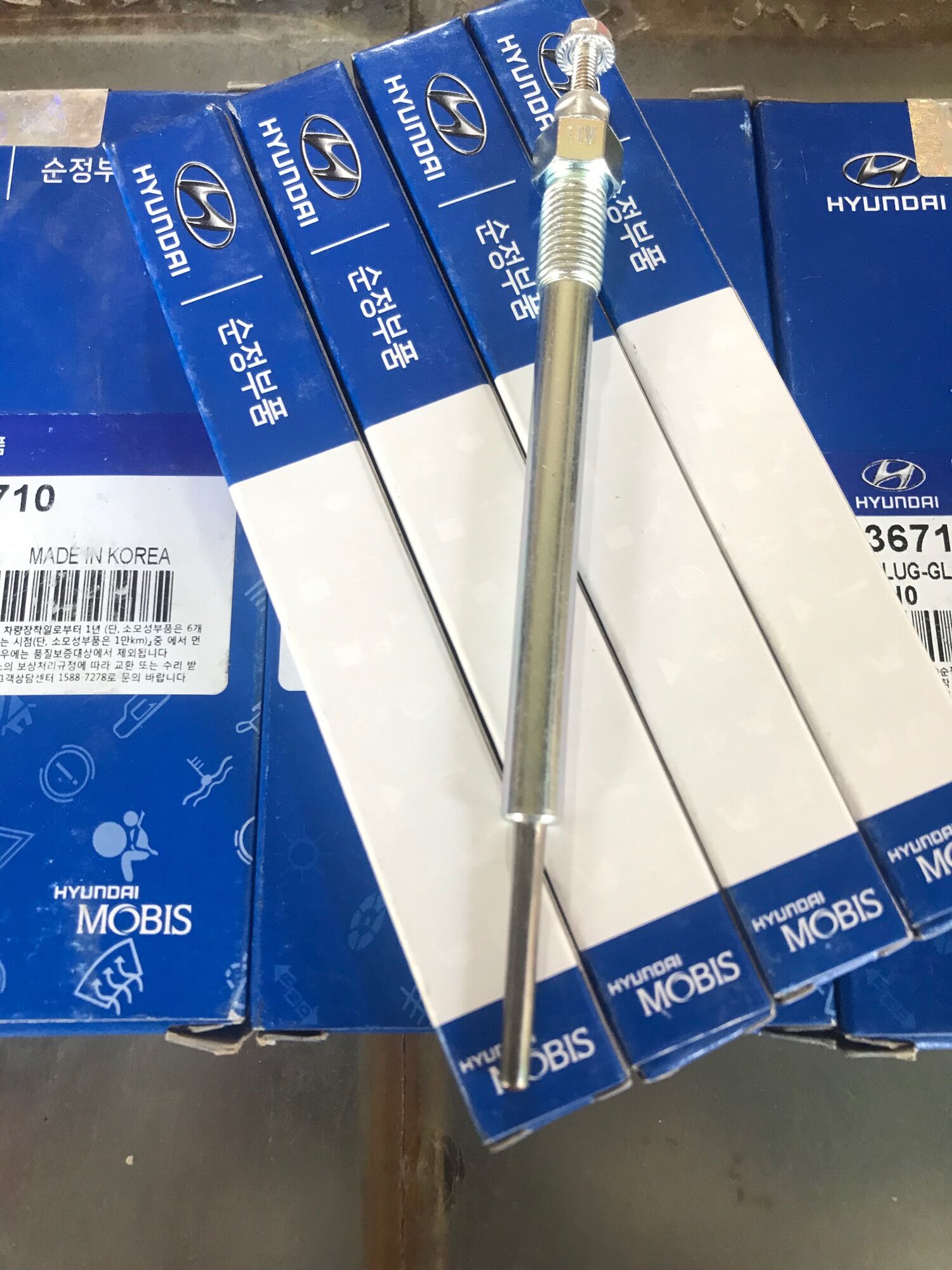 Bugi Xông (Bugi Sấy) Huyndai Porter 2 Starex KiA Bongo 3 MOBIS made in Korea