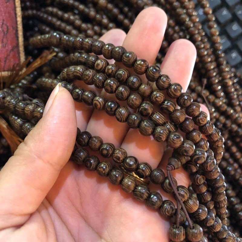 Vòng tay gỗ mun 108 hạt cánh sen