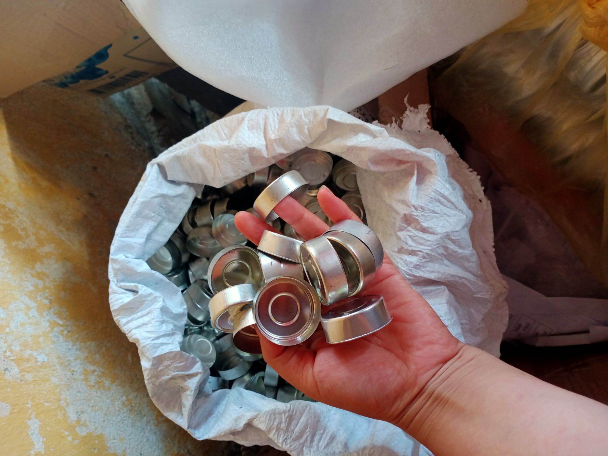 1kg cốc nến tealight sắt