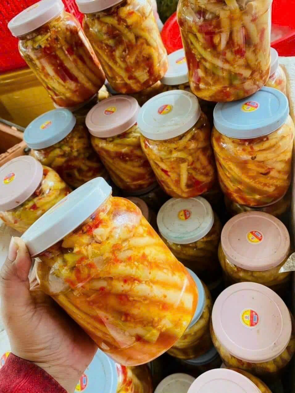 Măng sặt ngâm ớt 1kg