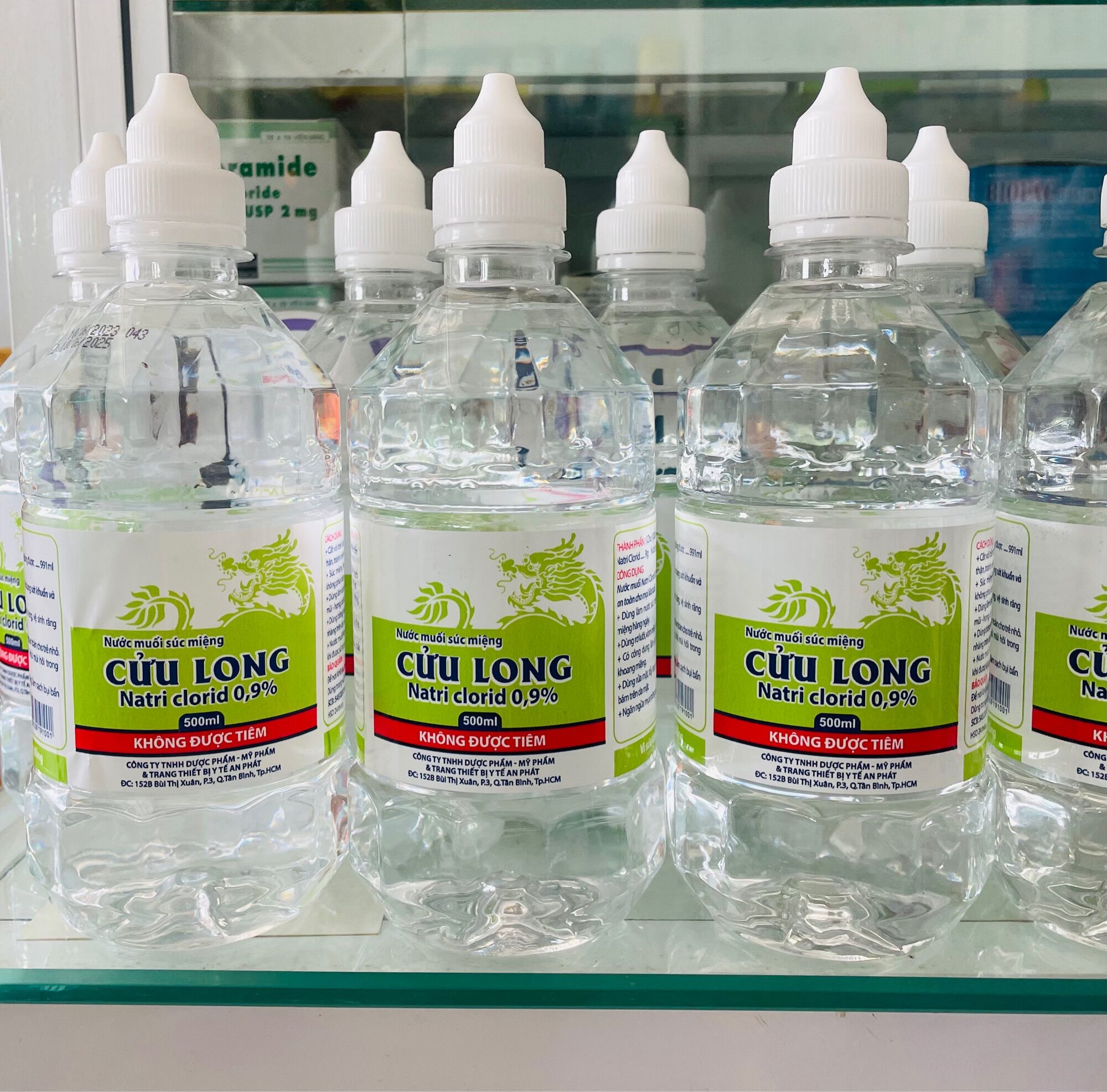 Nươc muối sinh lý cửu long - 2 cỡ chai