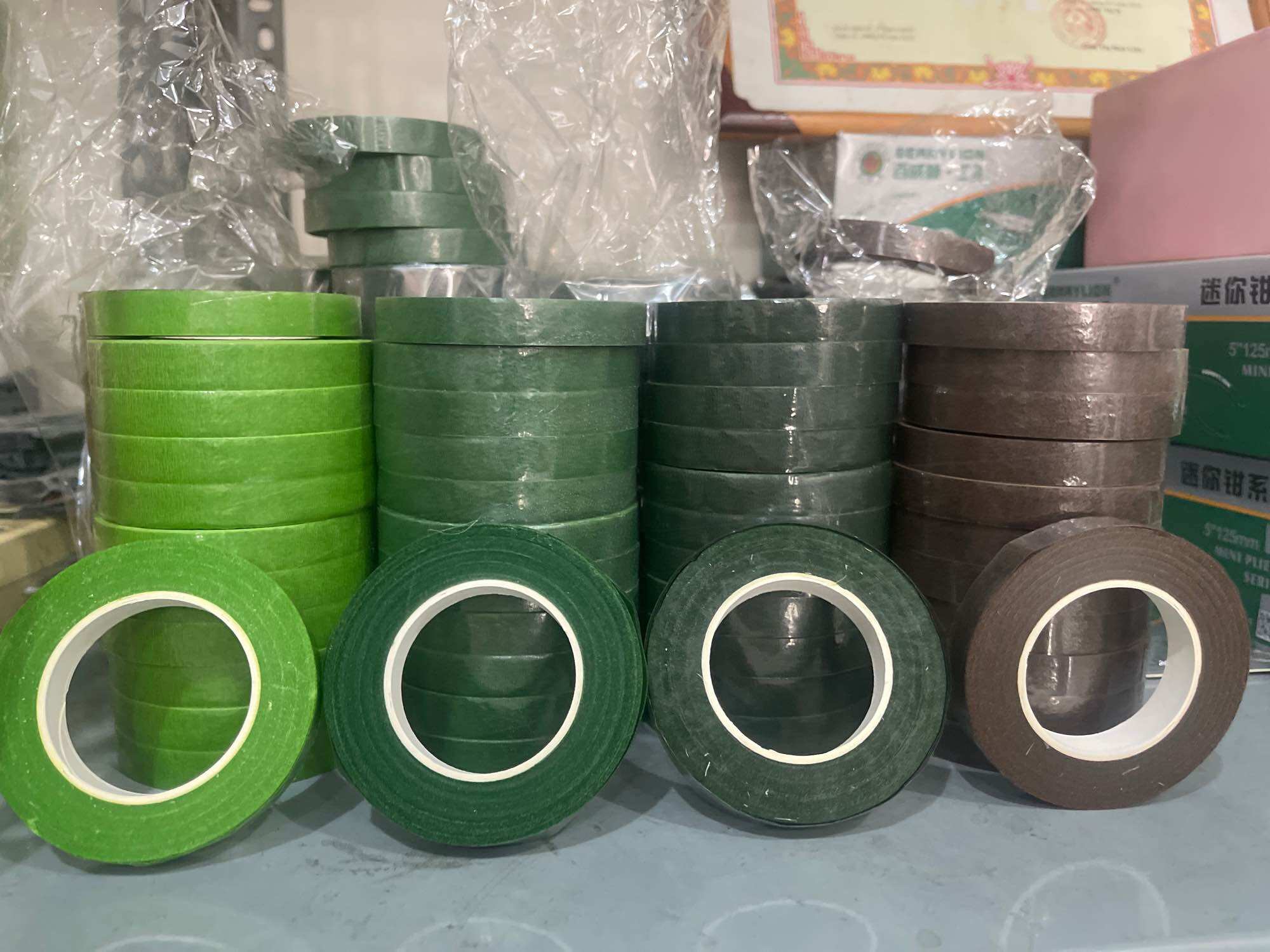 Sáp quấn cành hoa thủ công