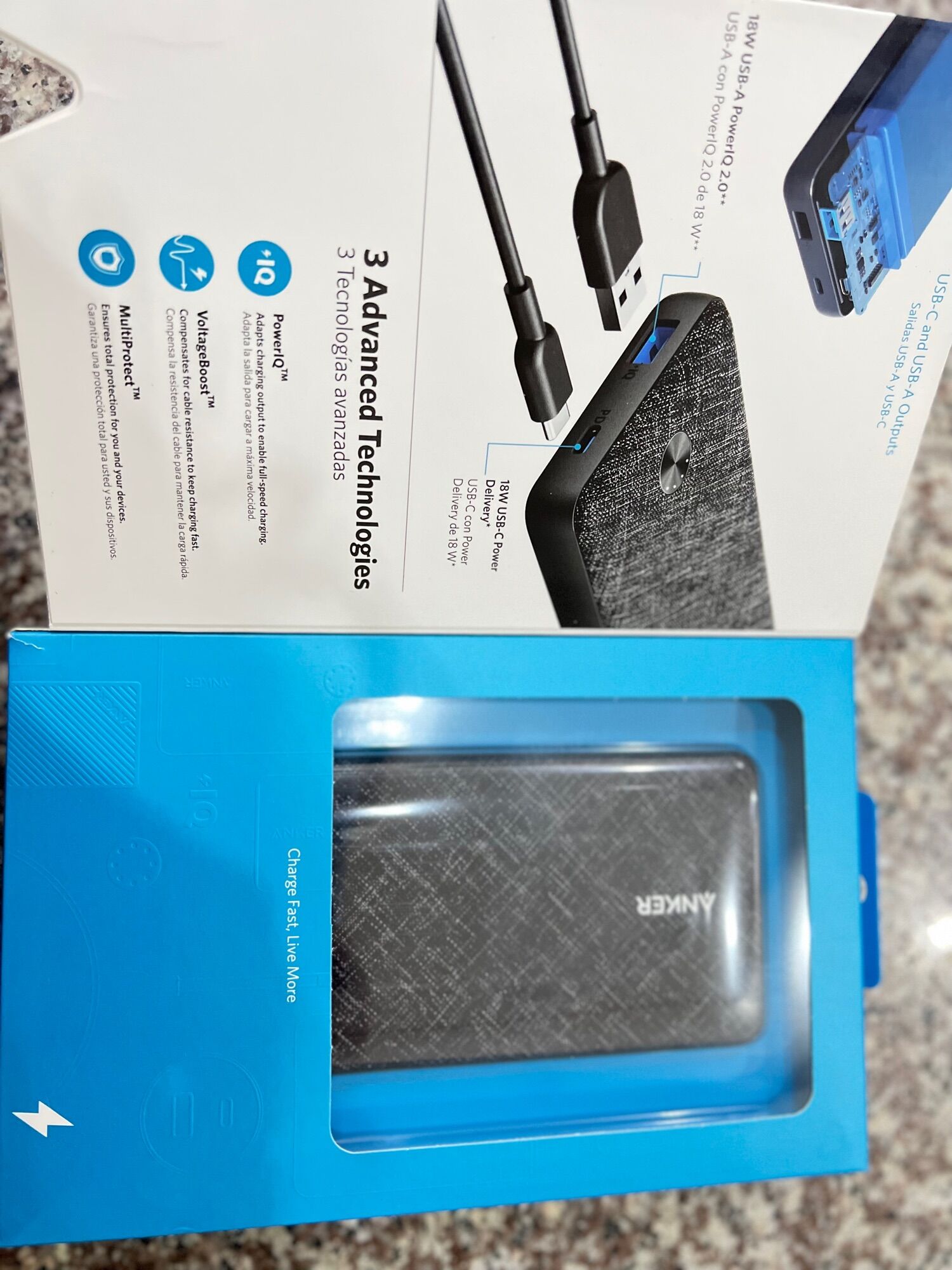 Sạc Dự Phòng ANKER PowerCore Metro Essential 20.000 PD - A1281