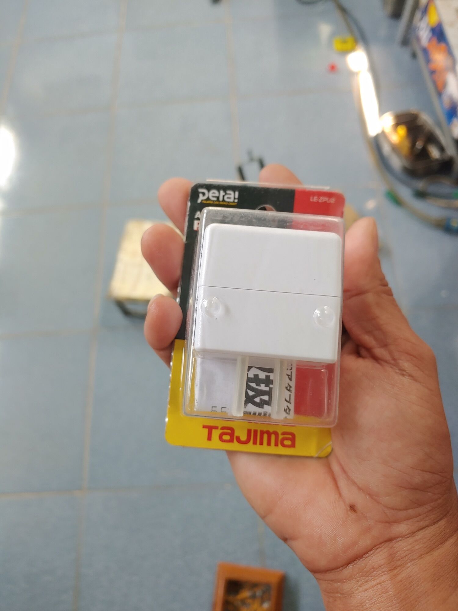 Cốc sạc TAJIMA 5v 1A.