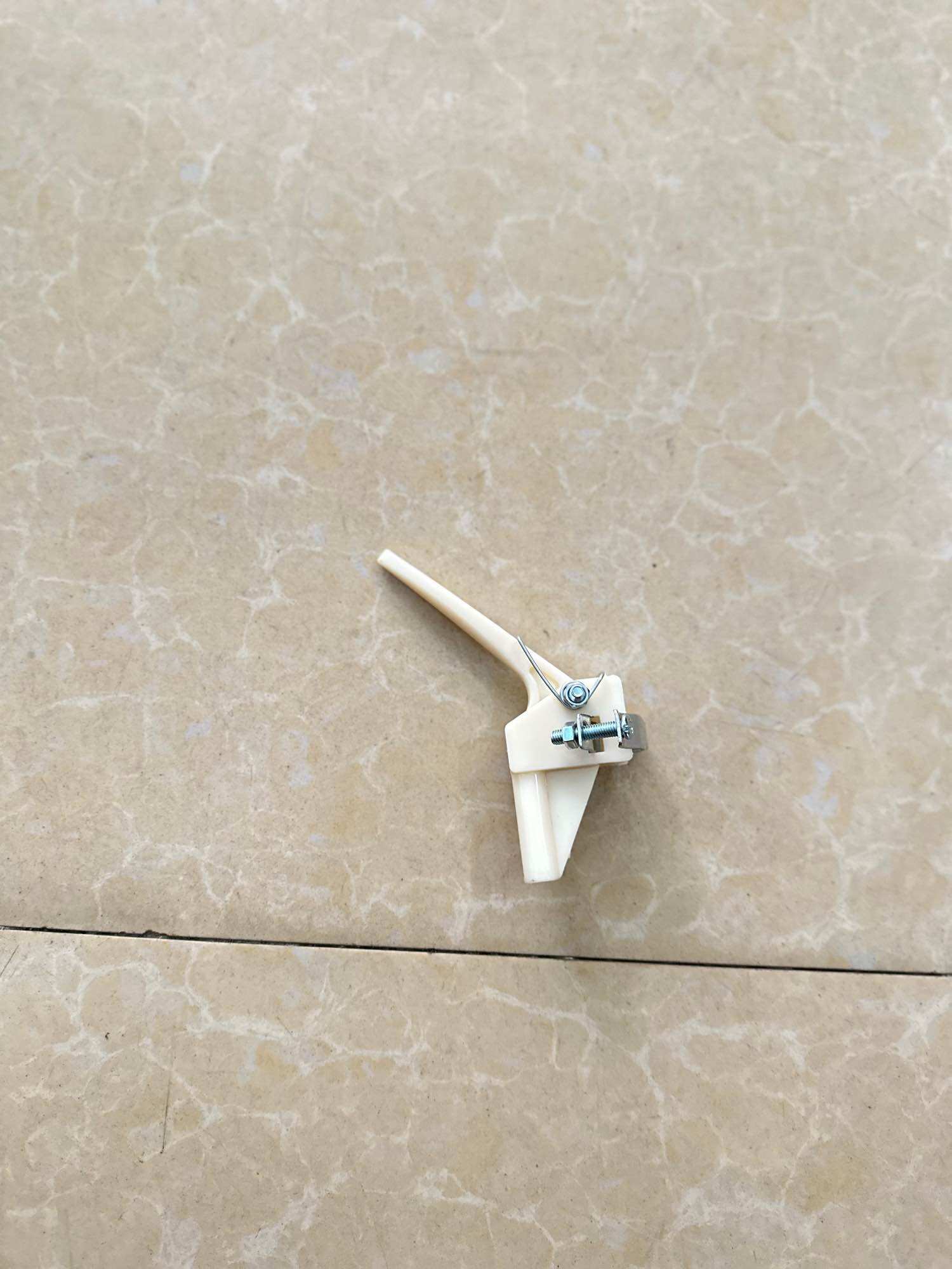Tay bóp ga, cò ga bóp máy cắt cỏ ( nhựa )