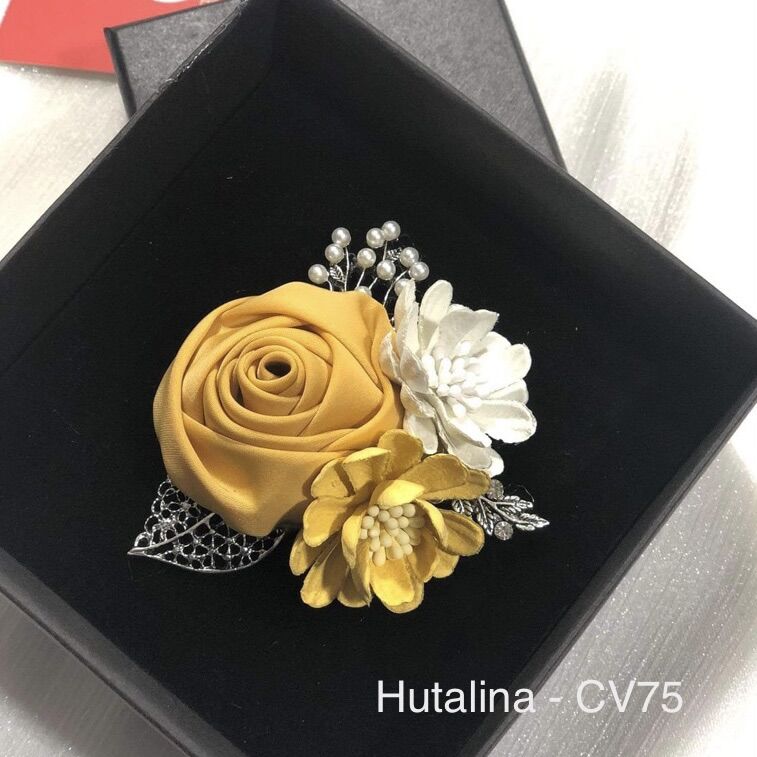 Hoa Cài Áo Handmade CV75 - HUTALINA