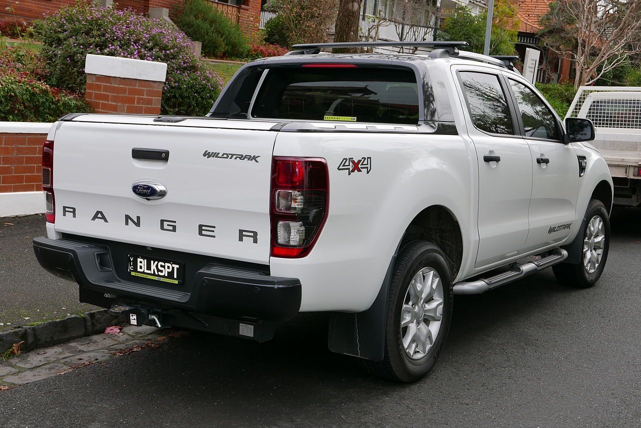 Tem dán xe Ford Ranger 4x4 đủ bộ mẫu cũ, và mẫu mới , khách xem thêm phần mô tả để biết chi tiết thông tin sản phẩm