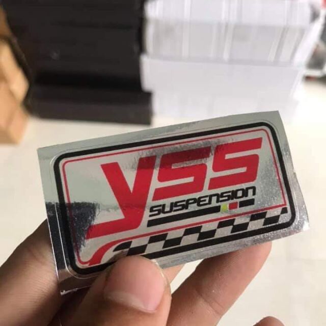 Tem crom yss đỏ