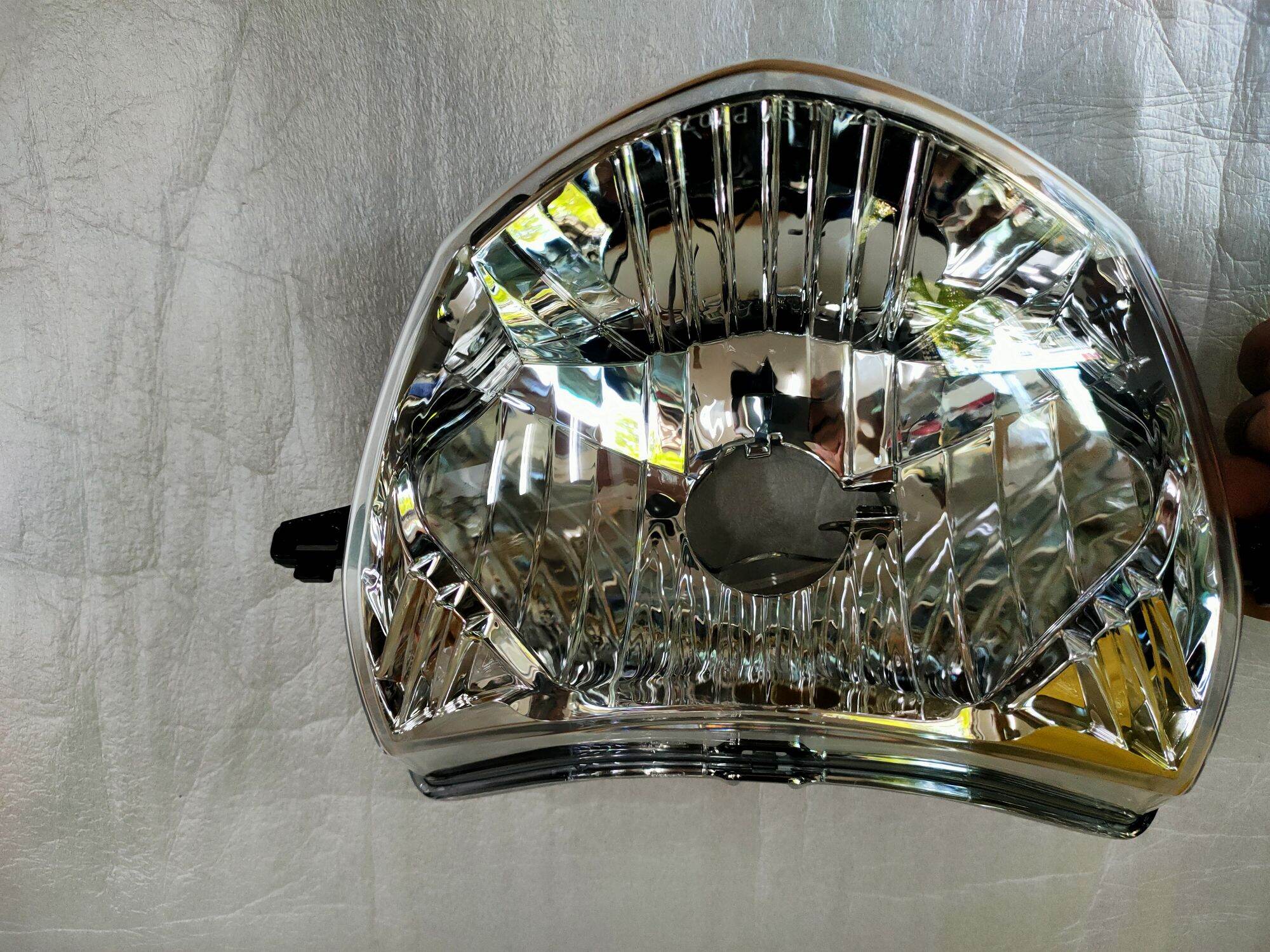 Choá đèn suzuki Revo 110