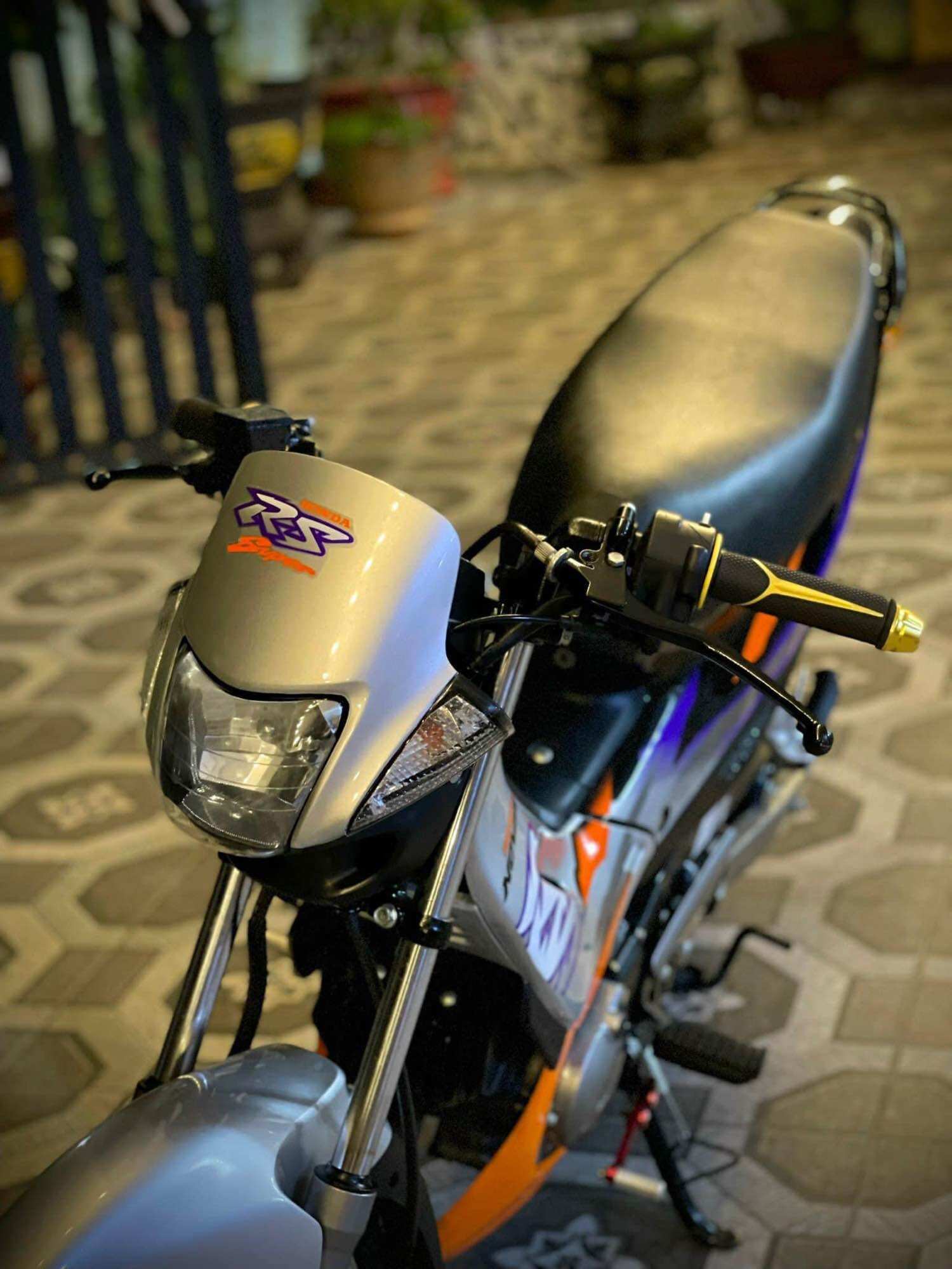 Pha đèn / choá trước nova tena, nice đời 98-2002 thailand