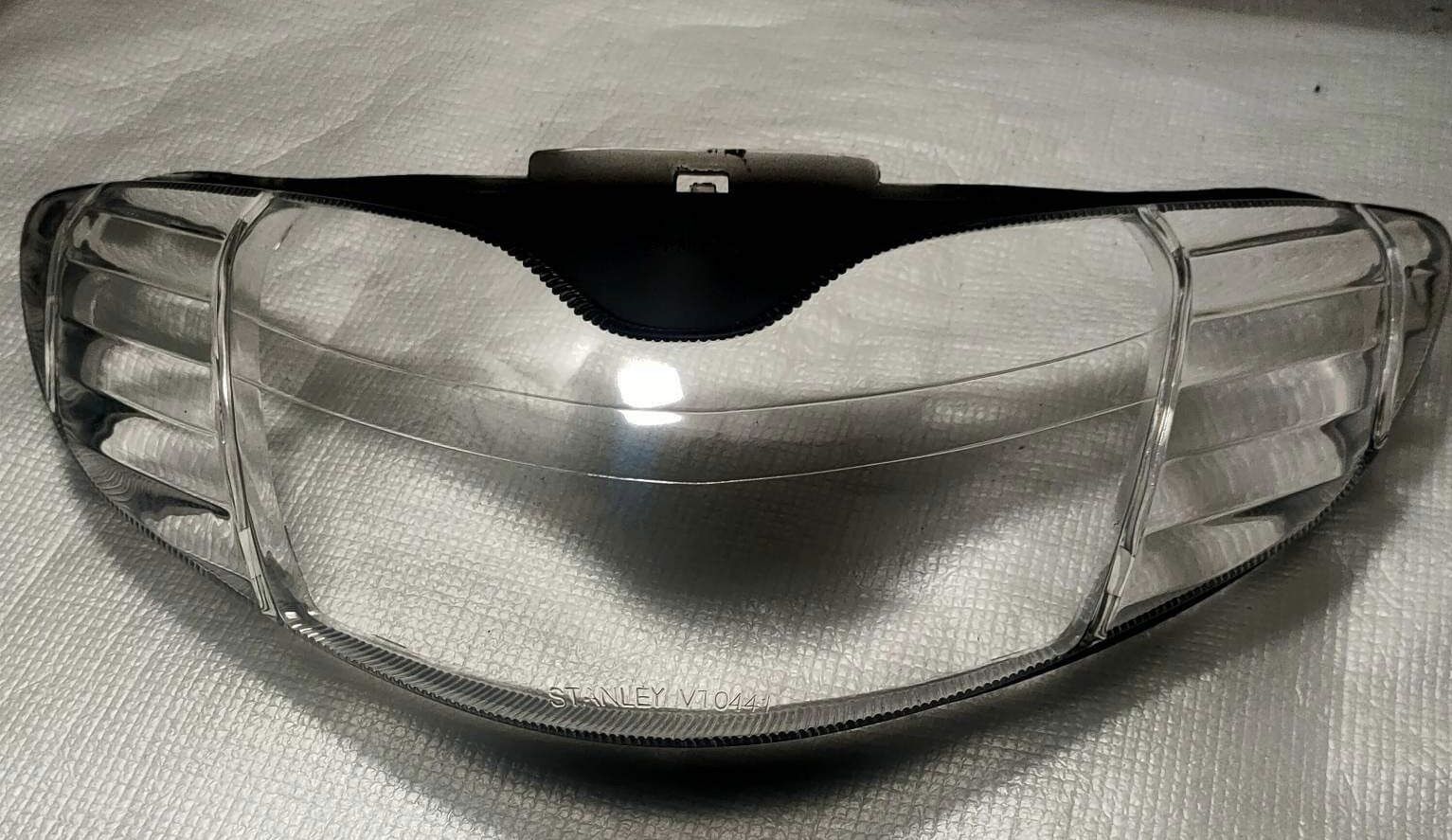 Mica choá kính đèn future 1 honda