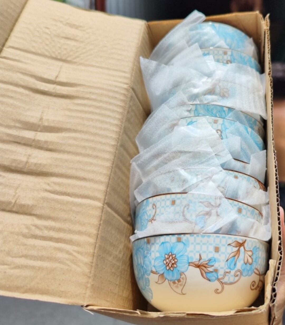 Chén Sứ Hoa xanh 4d hộp 10 cái 75k