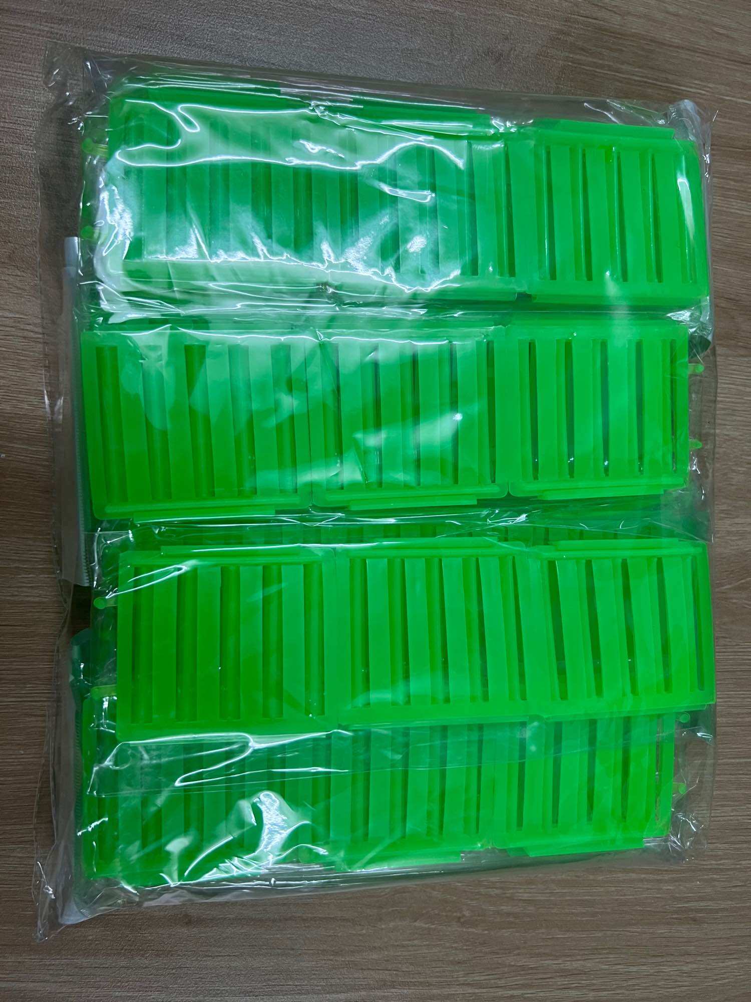 Kẹp bấm lạnh , bấm phồng tóc ( 1 vỉ 3 cái )