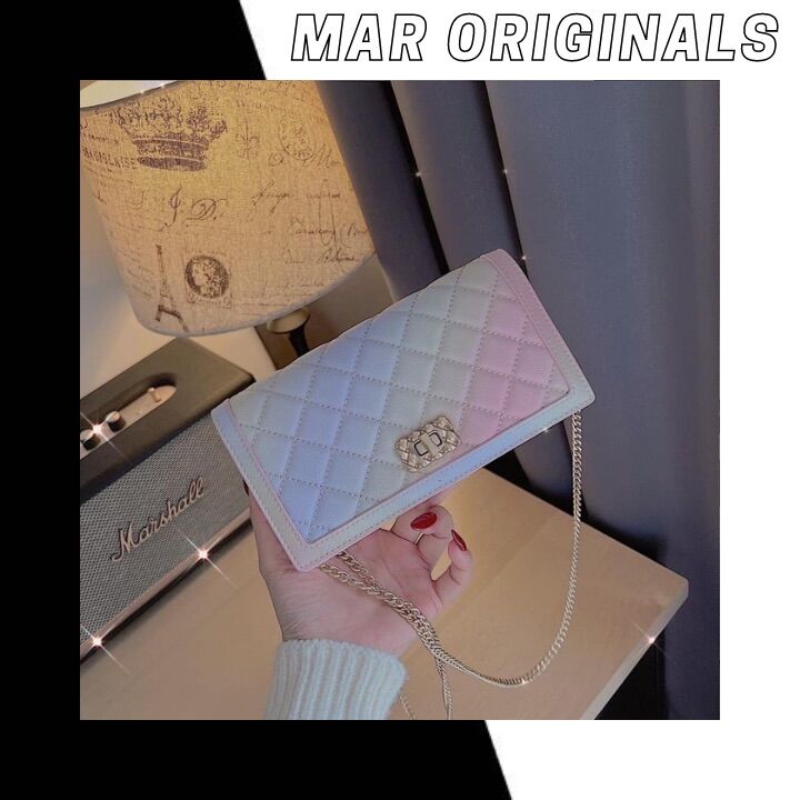 Túi xách nữ đeo chéo ô khoá xoay Charles and Keith full box