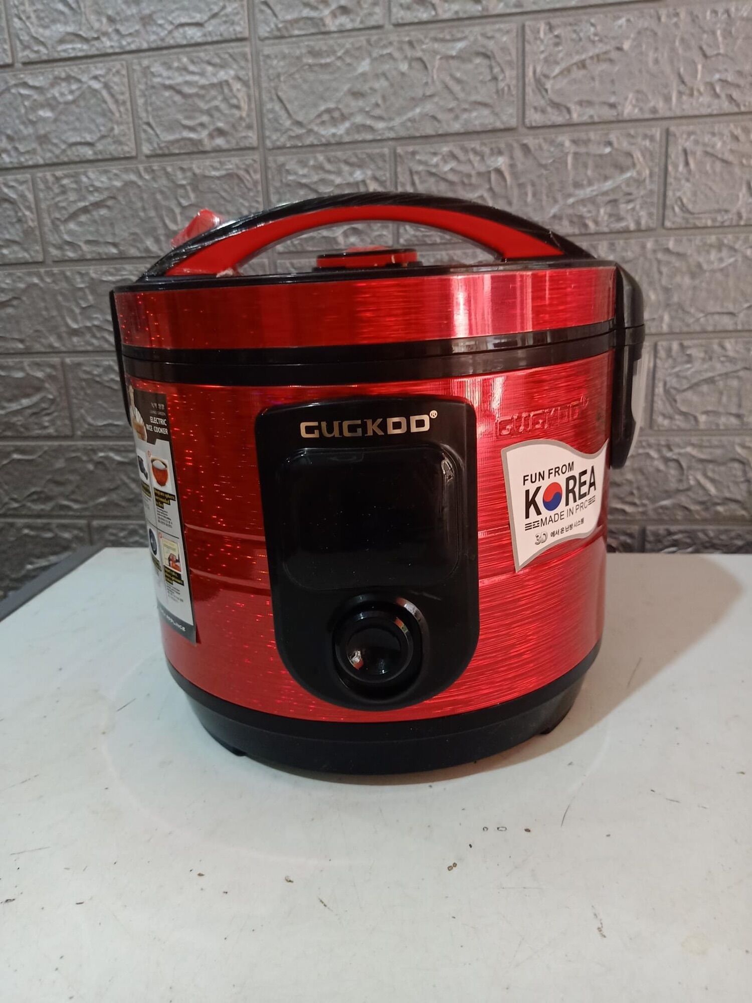 Nồi cơm điện 2 lít CuGKOD GK-208