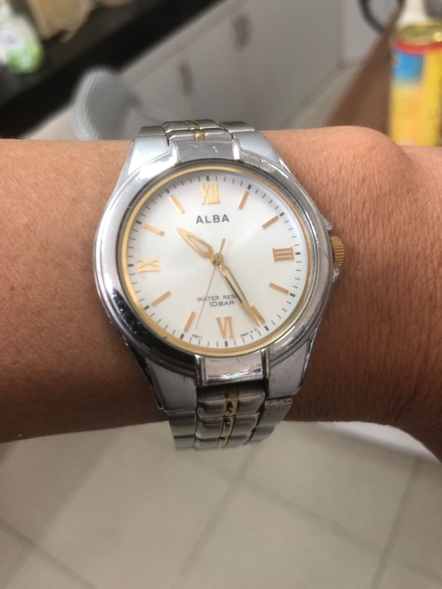 Đồng hồ nam hiệu alba size nhỏ 34mm