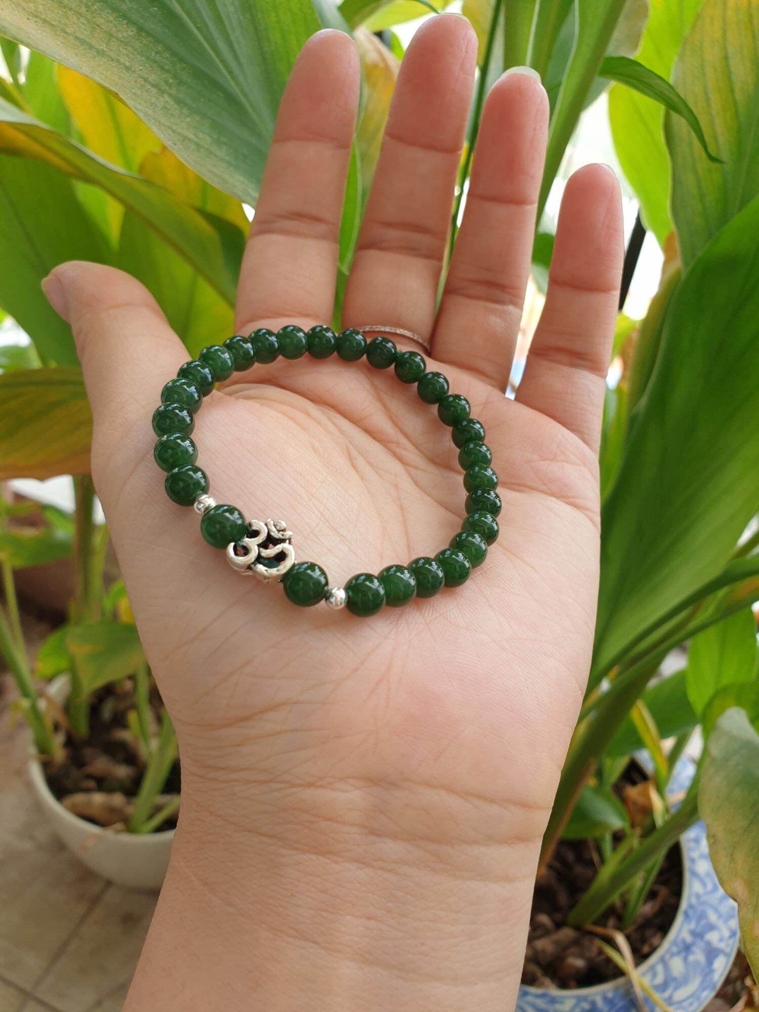 Vòng chuỗi tay ngọc bích nephrit mix charm chữ om bạc