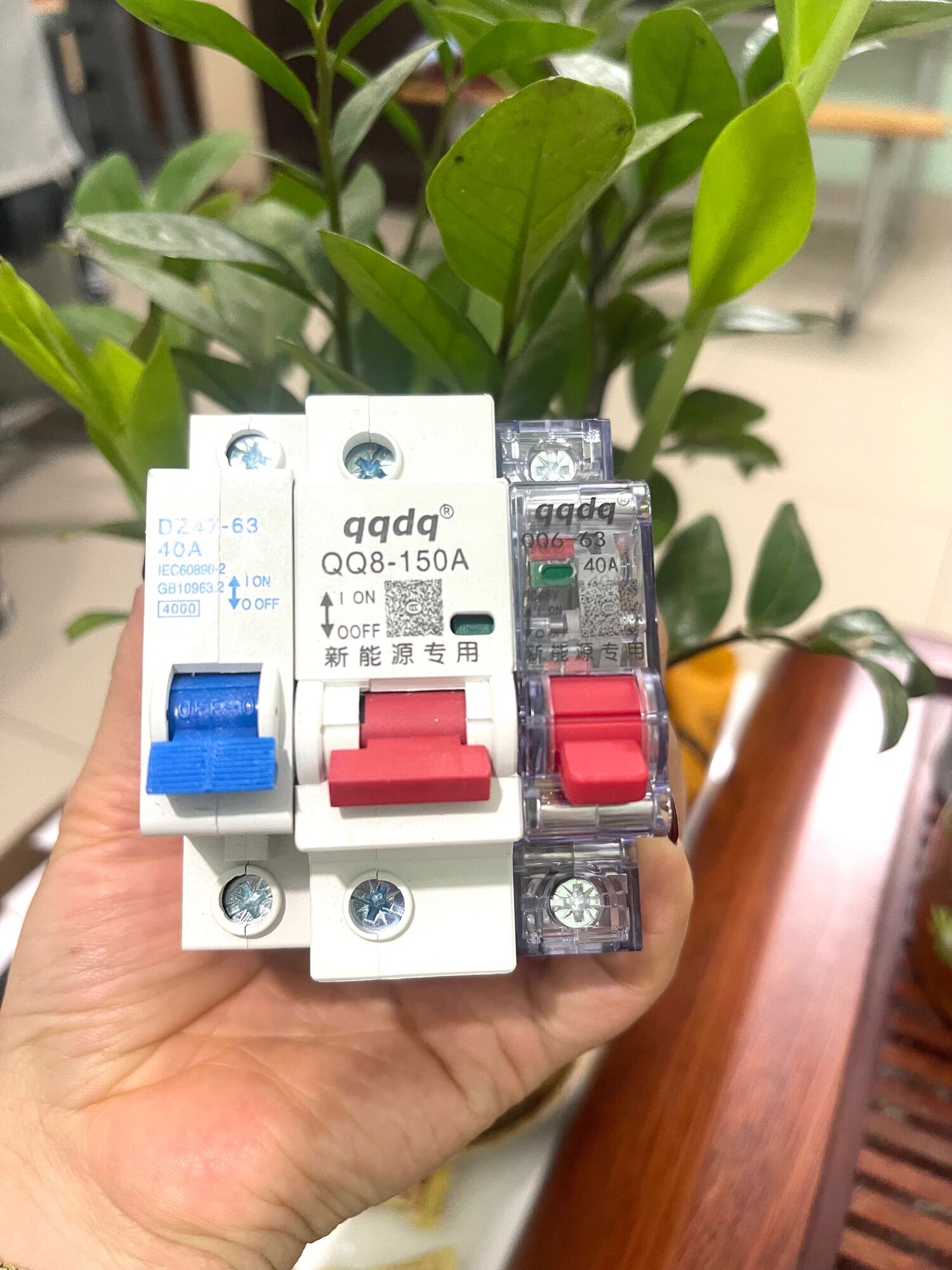 Atomat 40a-150a cho xe điện và xe máy