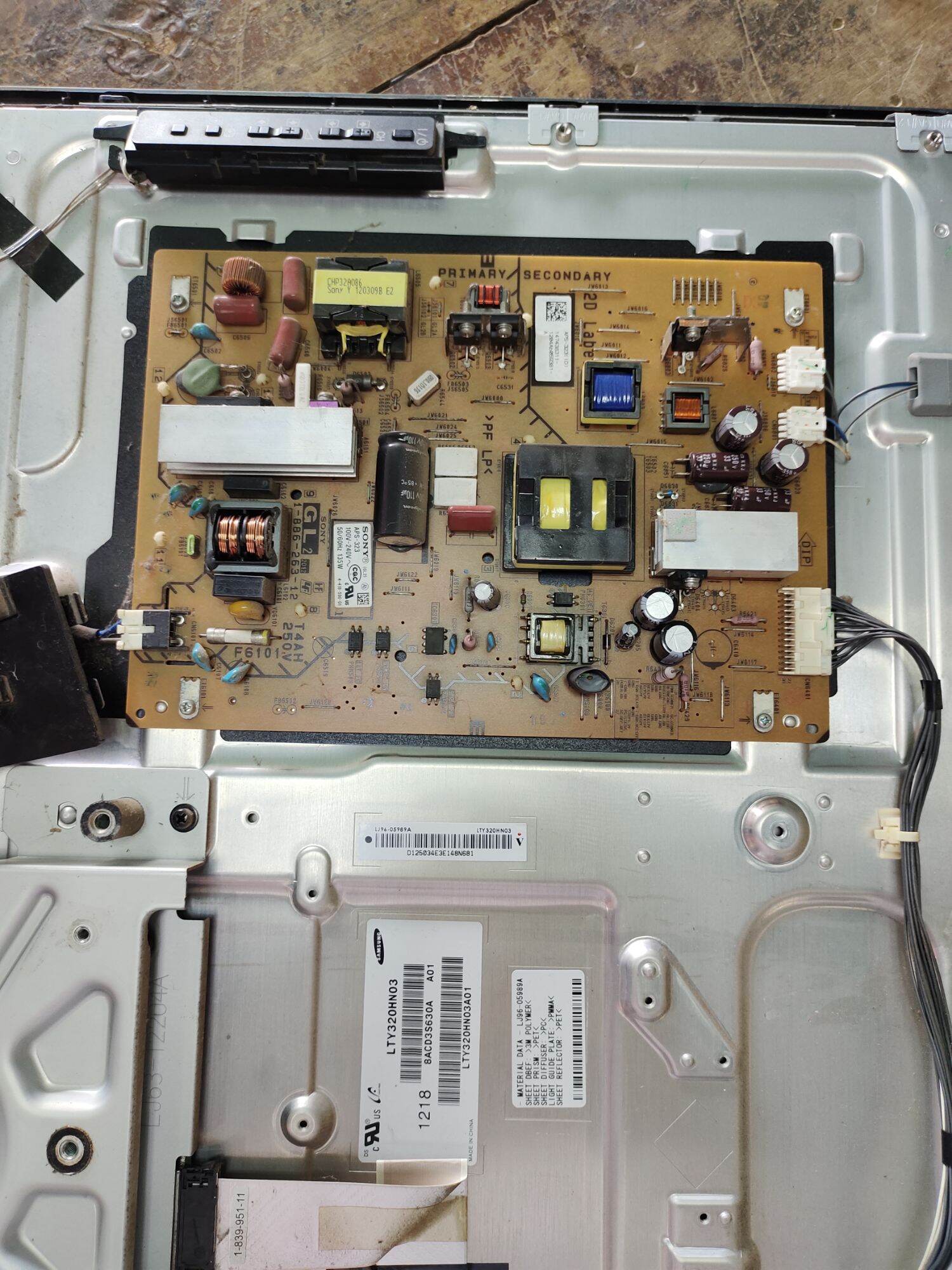Bo nguồn tivi sony 32ex650 , 32nx650