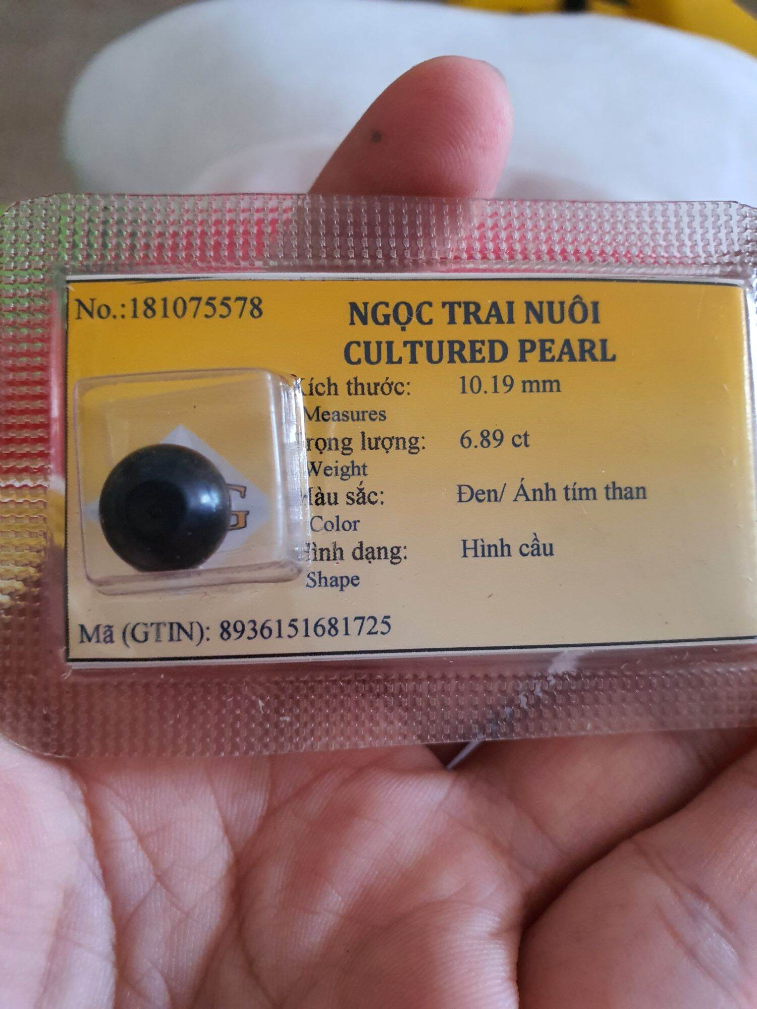 1 viên ngọc trai có kiểm định xuyên tâm 10,19ly