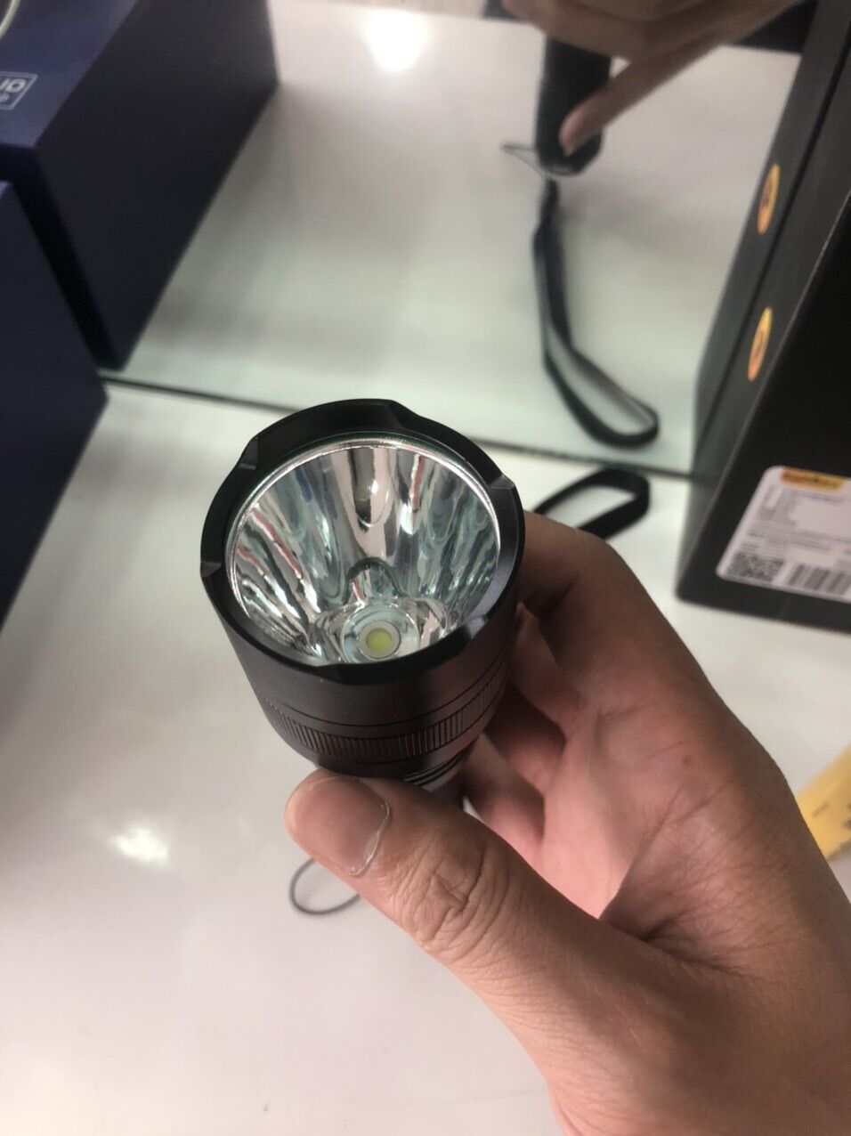 Đèn pin Supfire C8-H