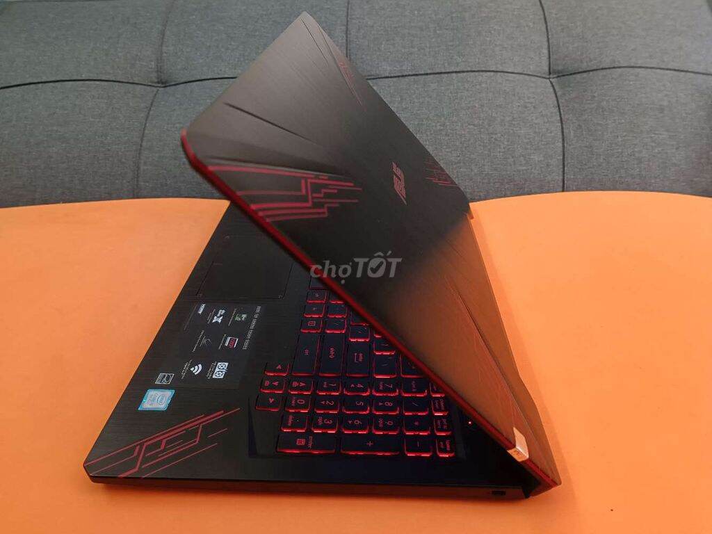 Laptop Asus TUF Gaming FX 574 ( i5 8300 : 8GB Ram , 1050 ti ) Cũ