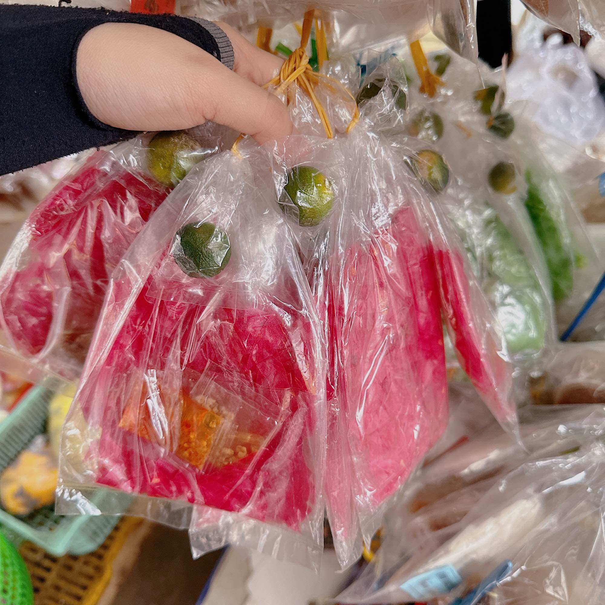 Bánh tráng Sa tế thanh long tắc siêu cay
