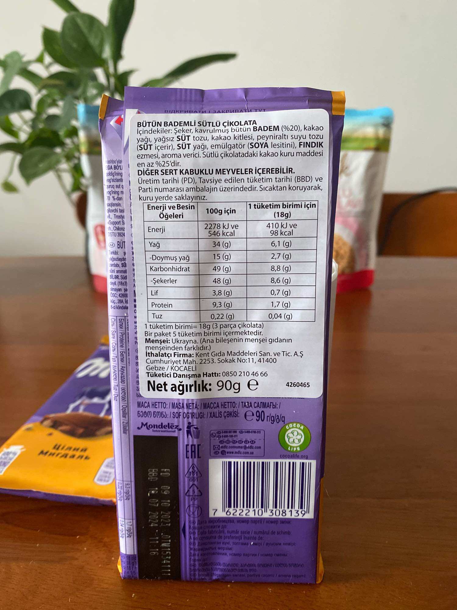 Socola Milka Whole Almond 90g (Bademli Tablet Cikolata)