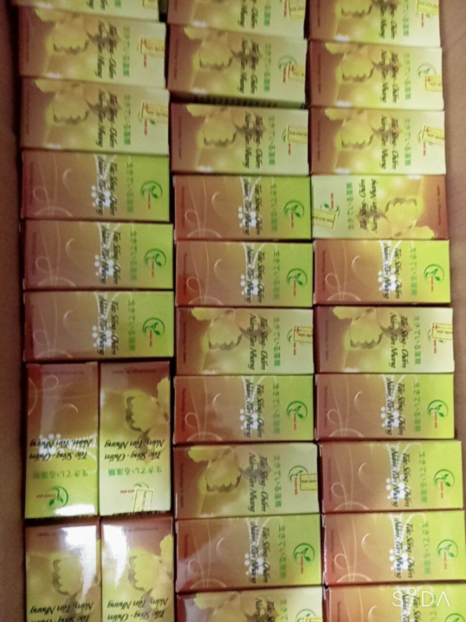 chấm nám ,tàn nhang.