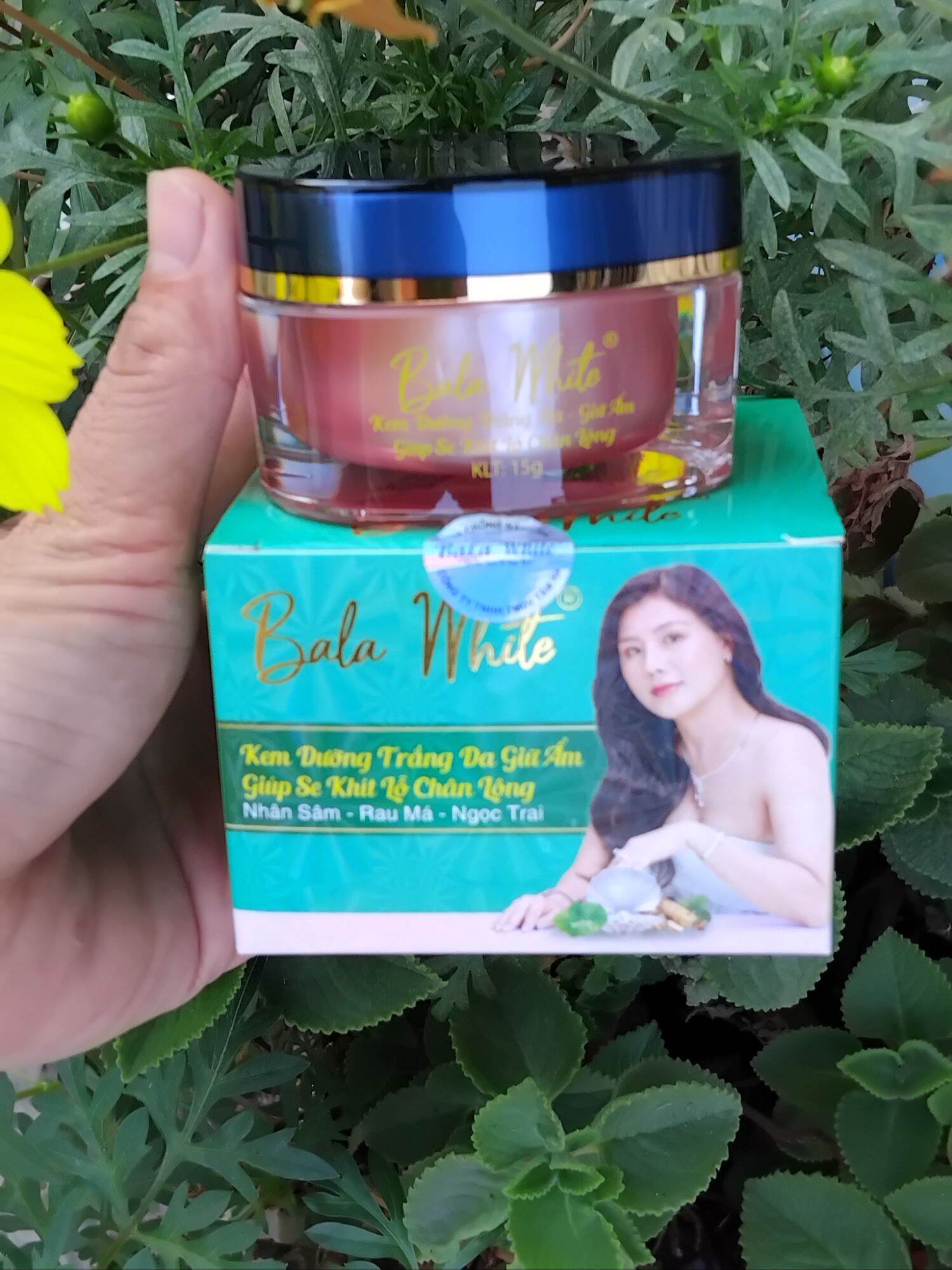 kem bala white sâm tổ yến(mẫu mới chất kem như cũ)