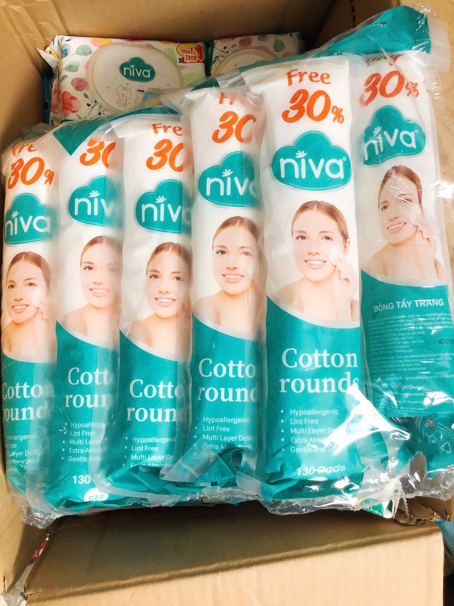 Bông Tẩy Trang Niva Miếng Tròn CZ2, mềm mịn.