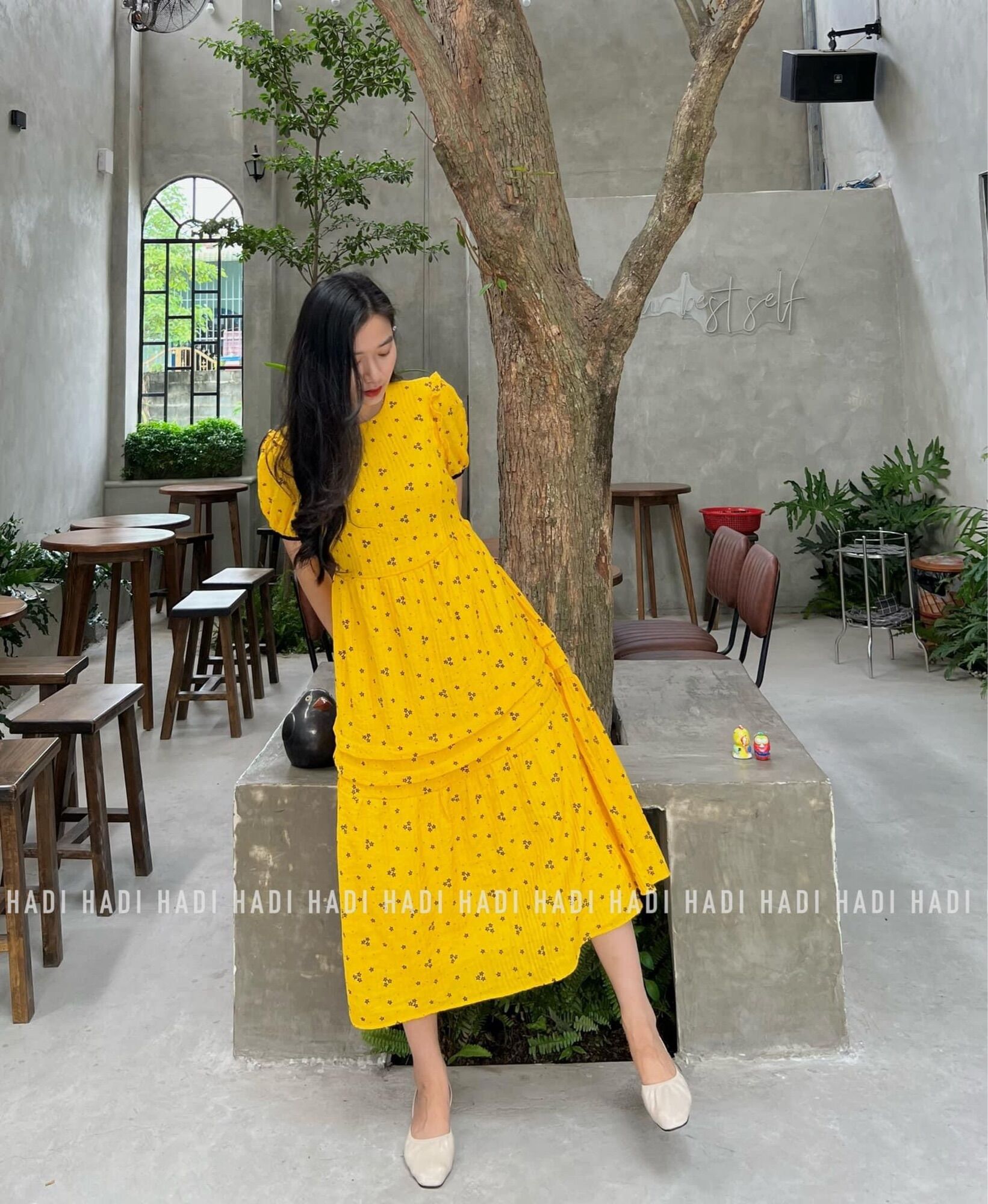 Váy hoa dáng babydoll thắt eo - Trà