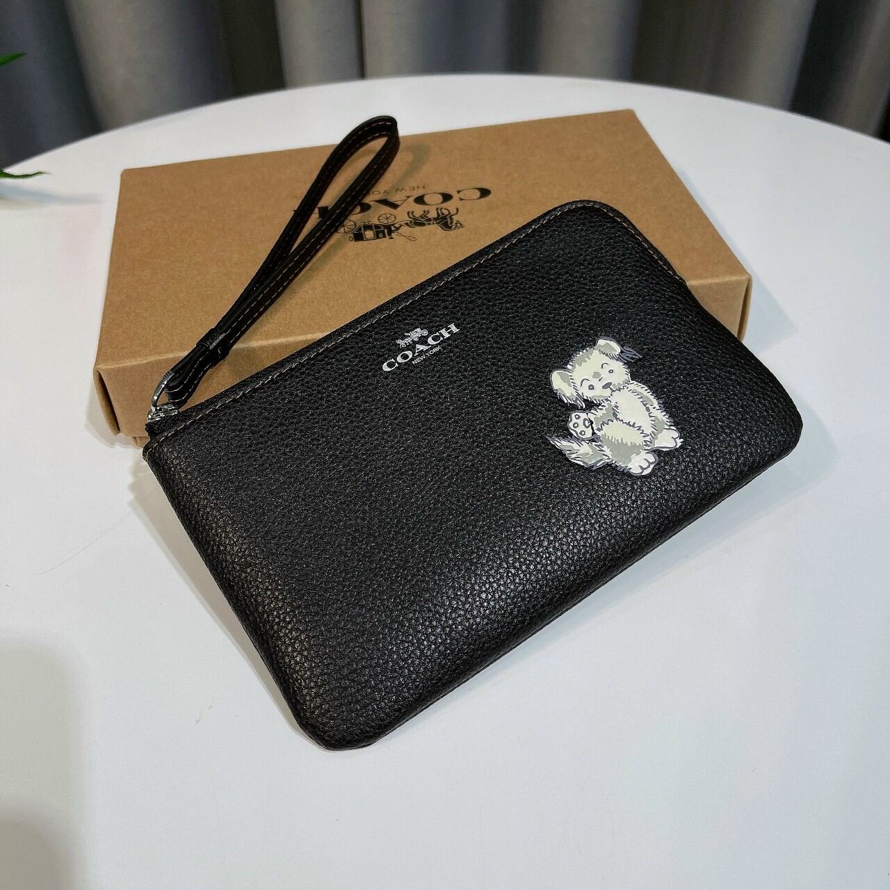 Ví coach đeo cổ tay siêu đẹp
