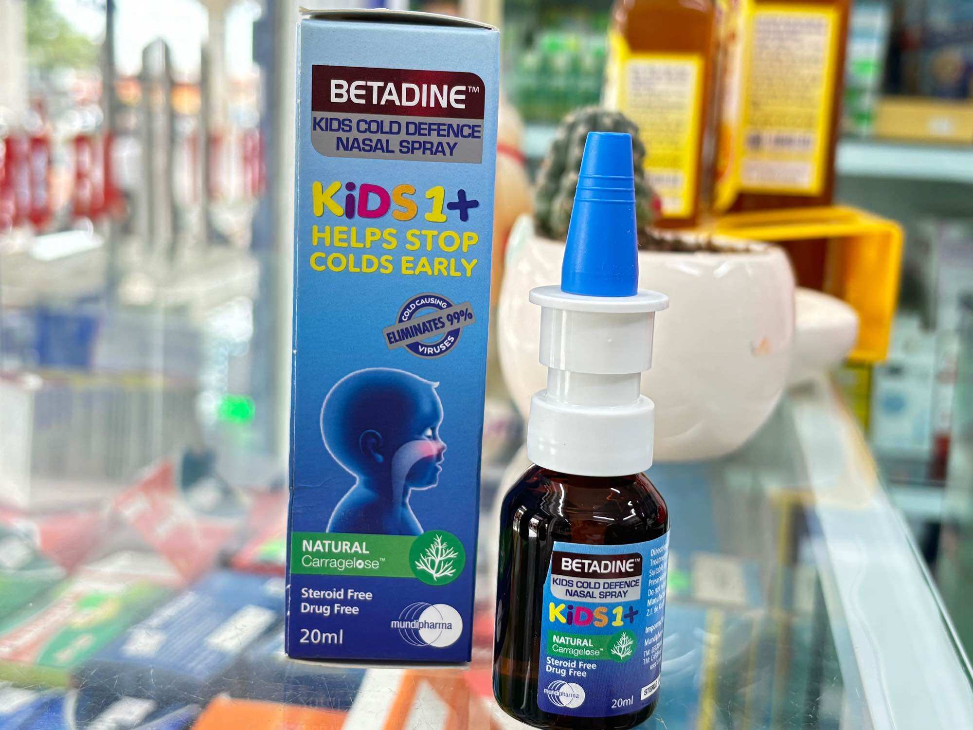 Dung dịch xịt mũi cho trẻ em và người lớn BETADINE Cold Defence Nasal Spray 20ml nhập khẩu Pháp